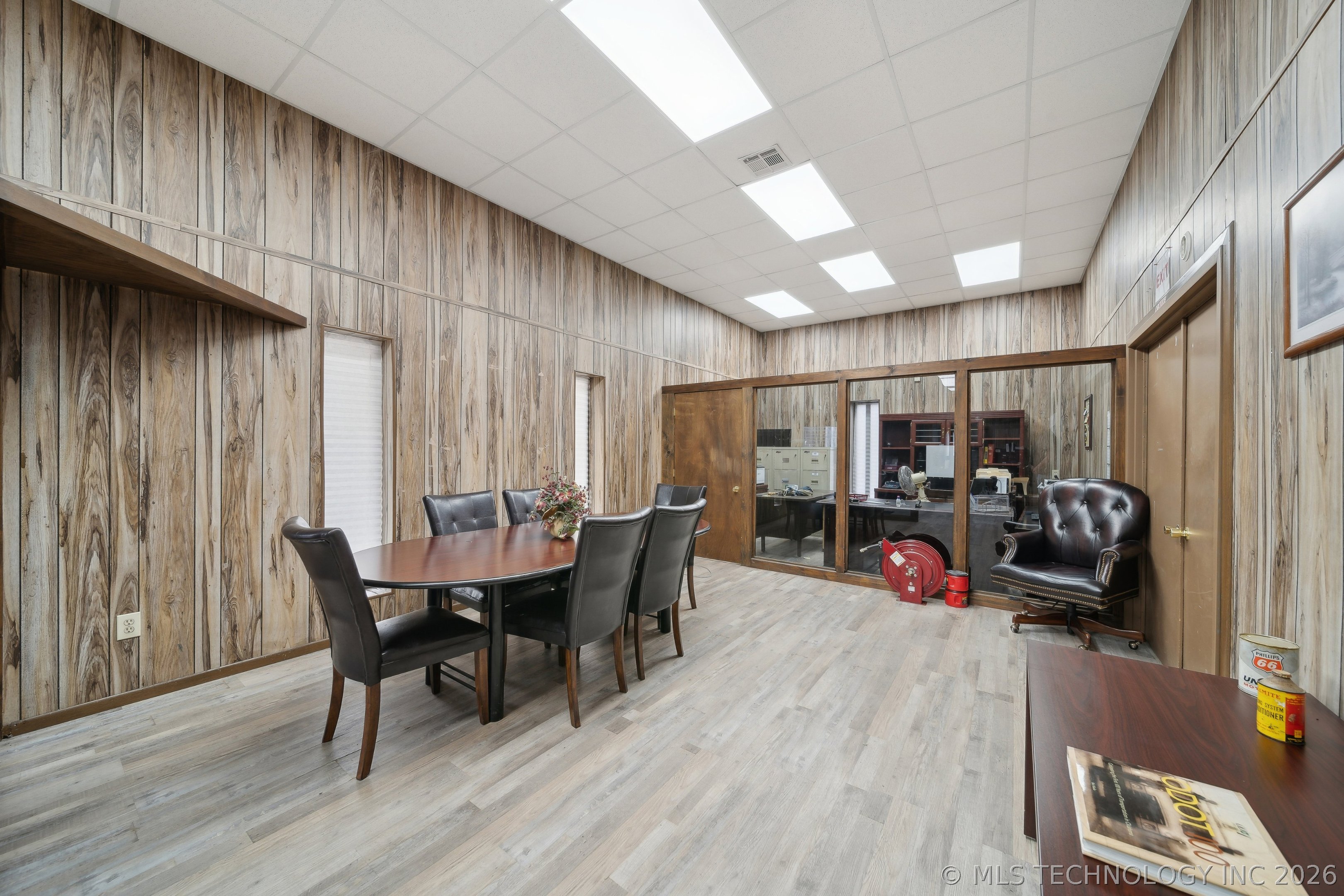 4201 N Wood Drive Property Photo 10