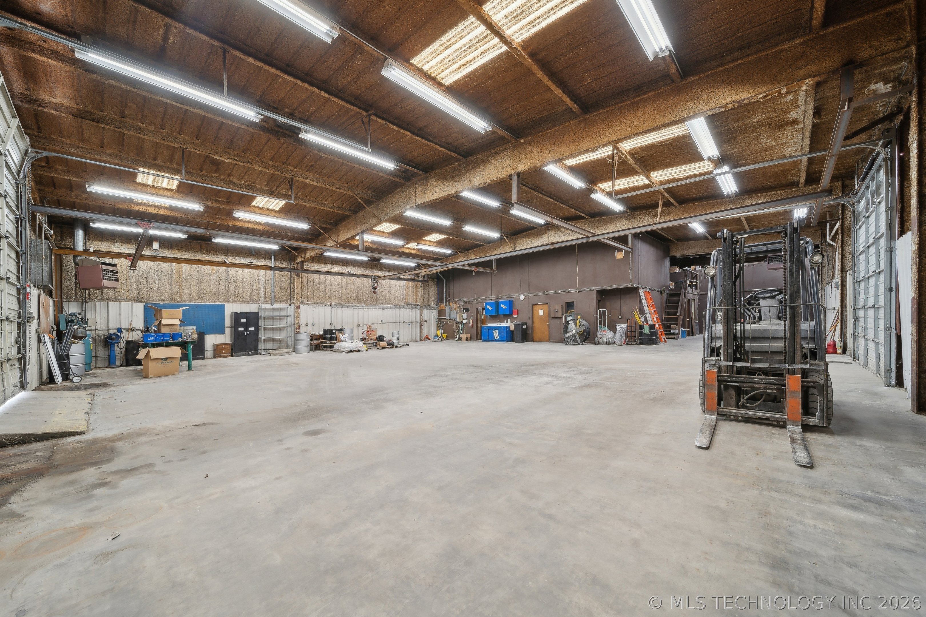 4201 N Wood Drive Property Photo 19