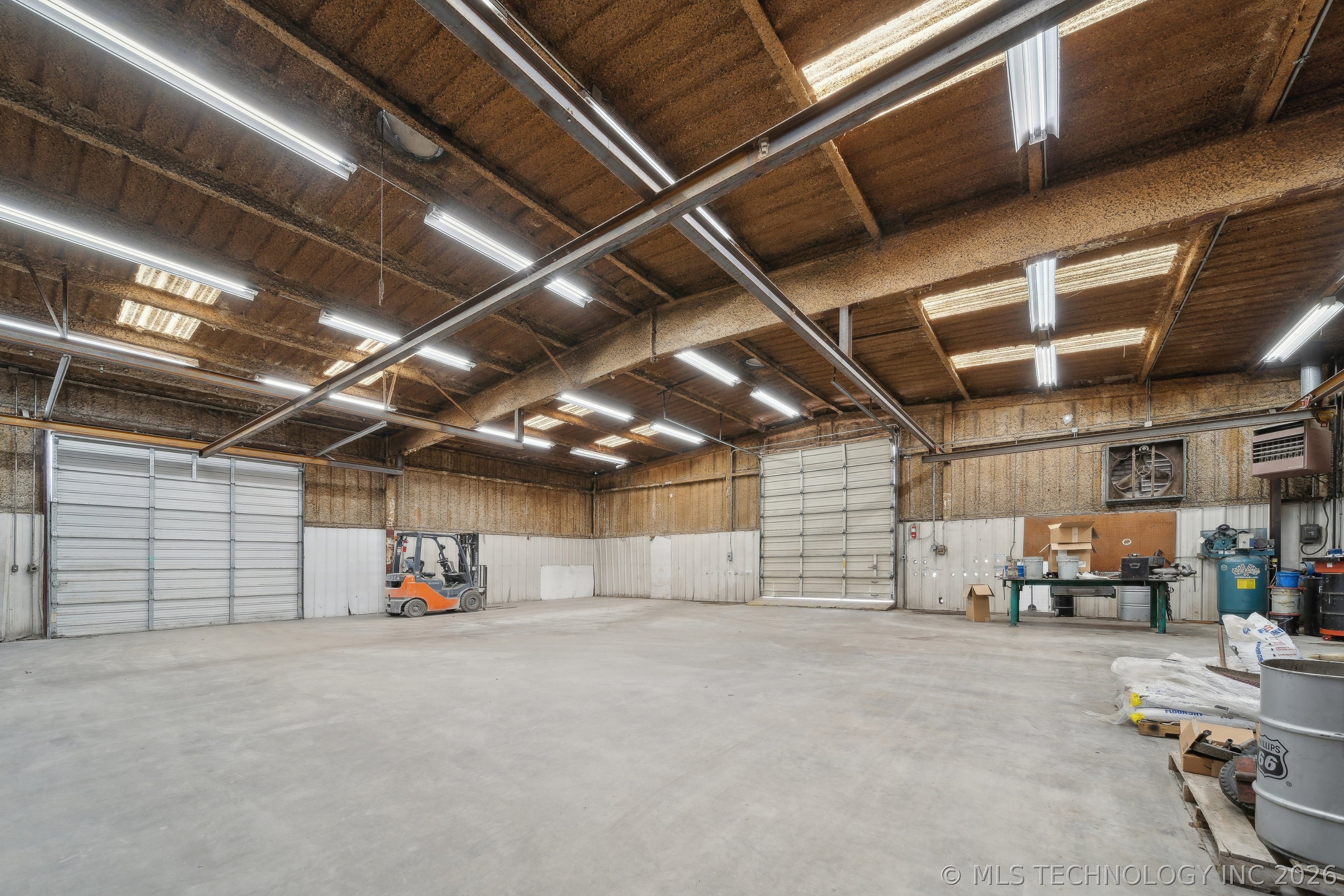 4201 N Wood Drive Property Photo 25