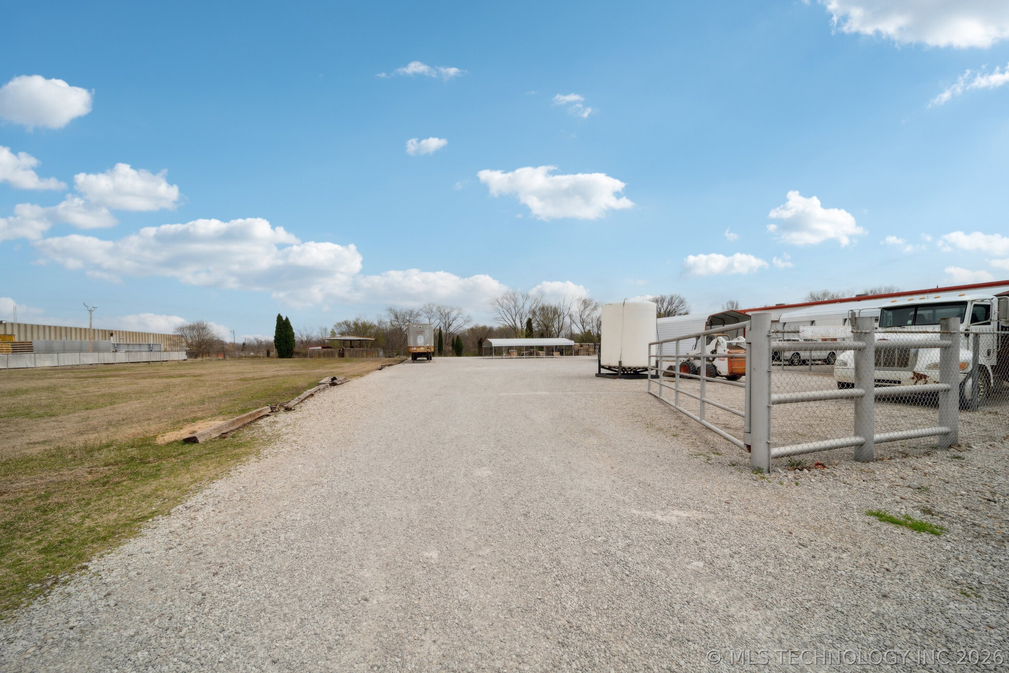 4201 N Wood Drive Property Photo 38