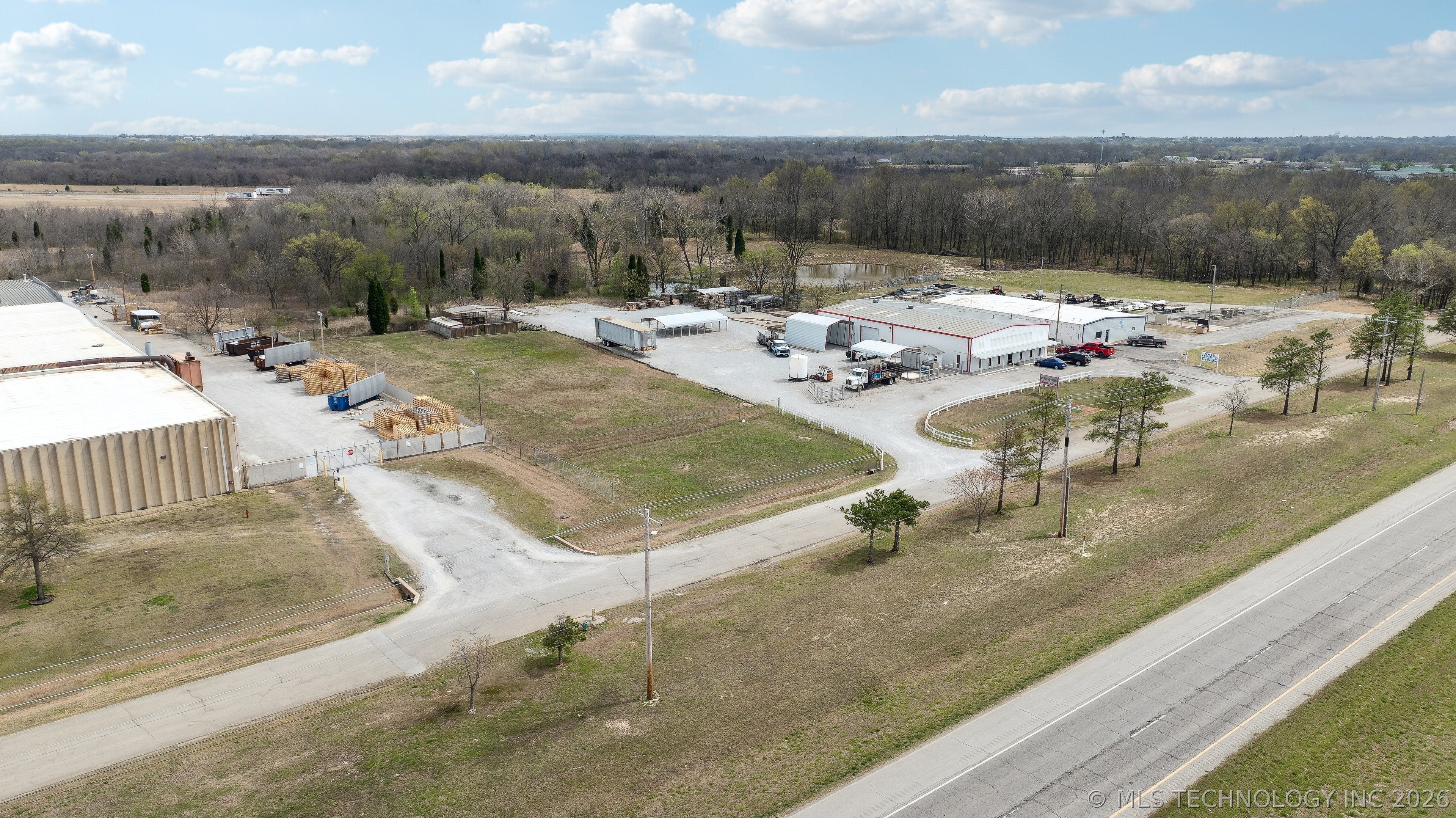 4201 N Wood Drive Property Photo 39