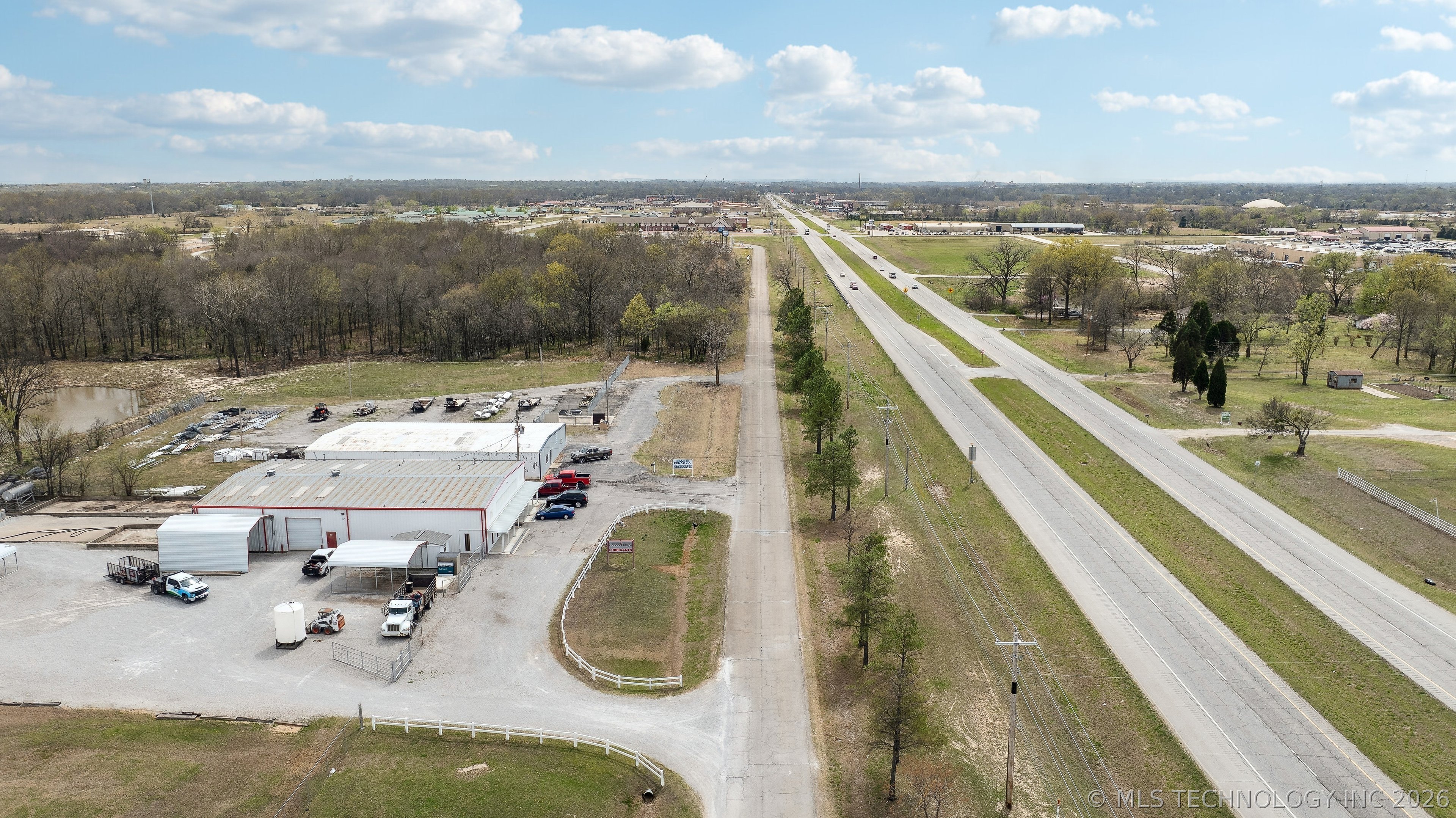 4201 N Wood Drive Property Photo 42