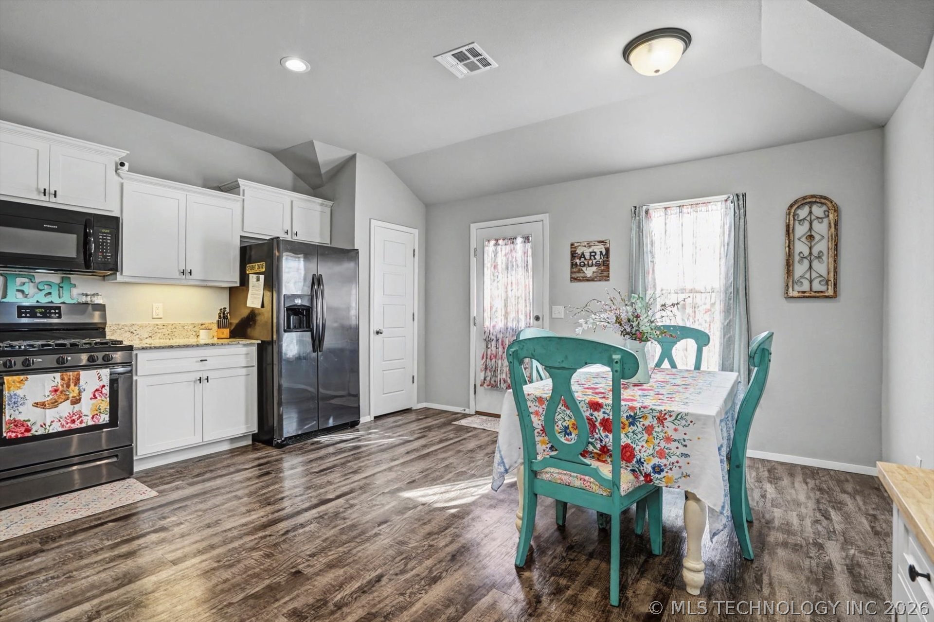 1313 E Toledo Street Property Photo 10