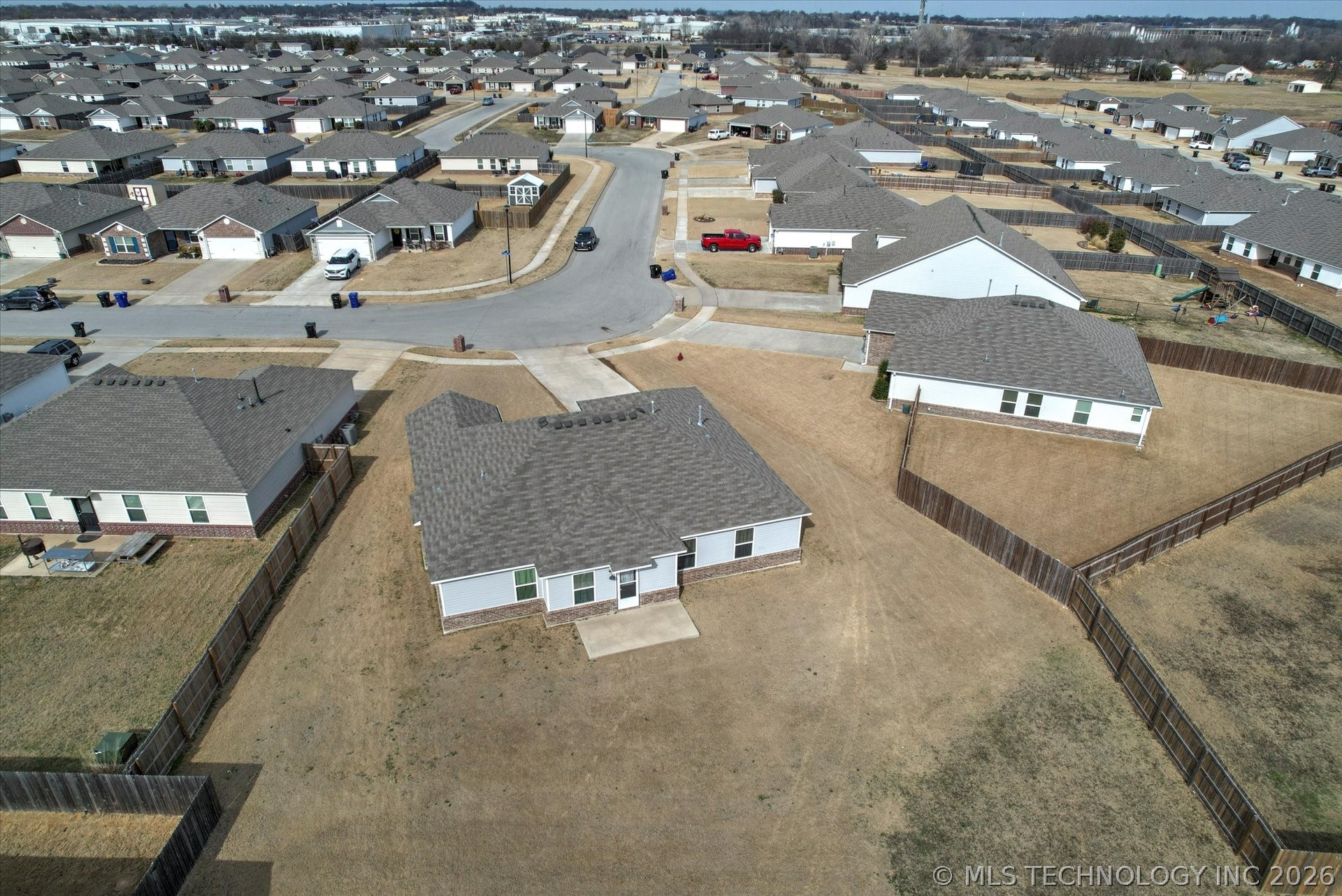 1313 E Toledo Street Property Photo 38