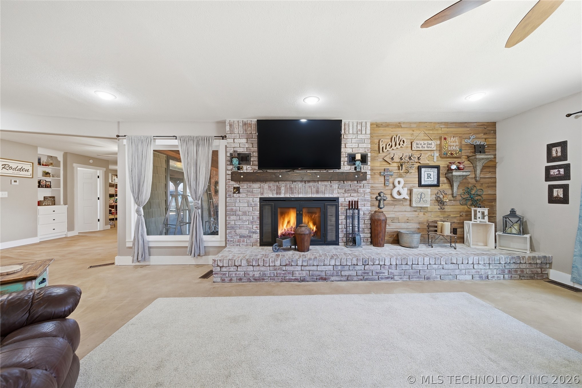 3811 S 45th E Property Photo 12