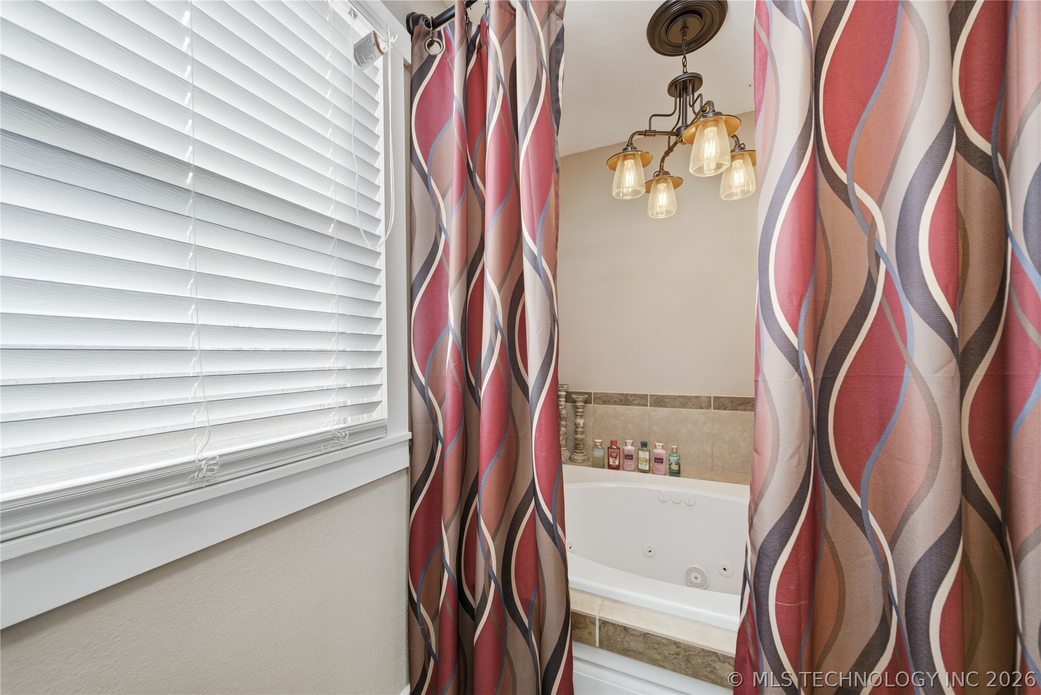 3811 S 45th E Property Photo 25