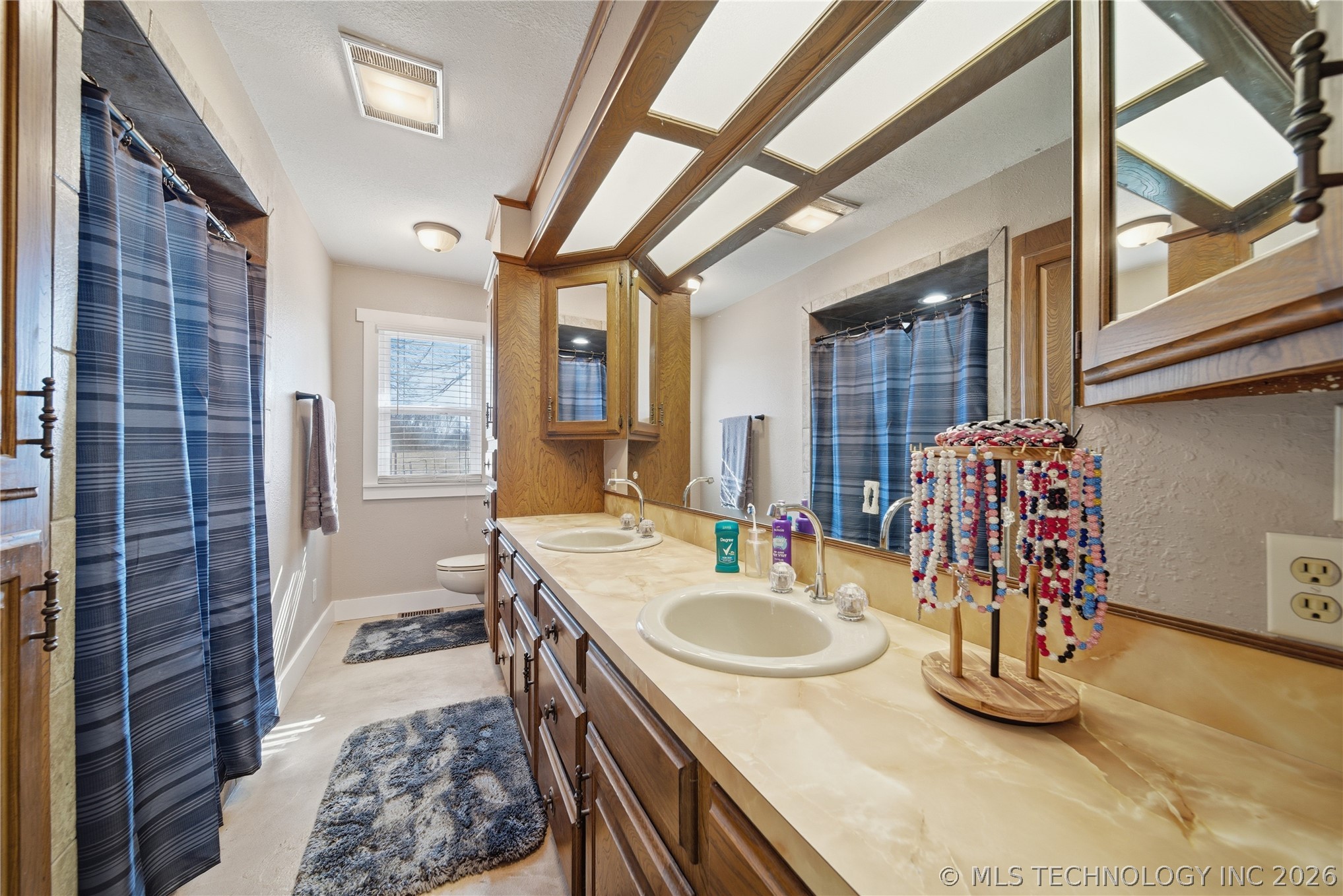 3811 S 45th E Property Photo 28