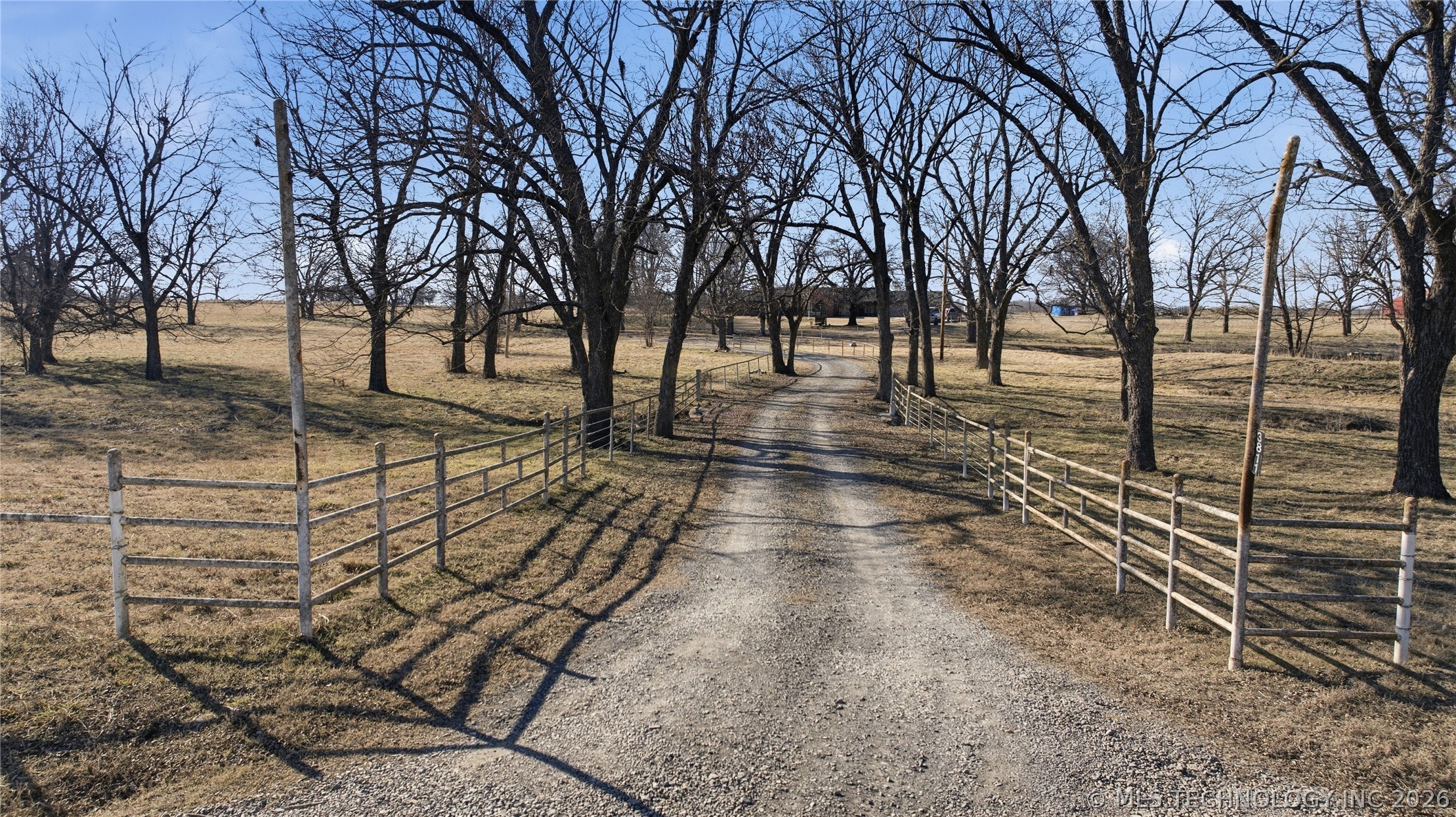 3811 S 45th E Property Photo 37