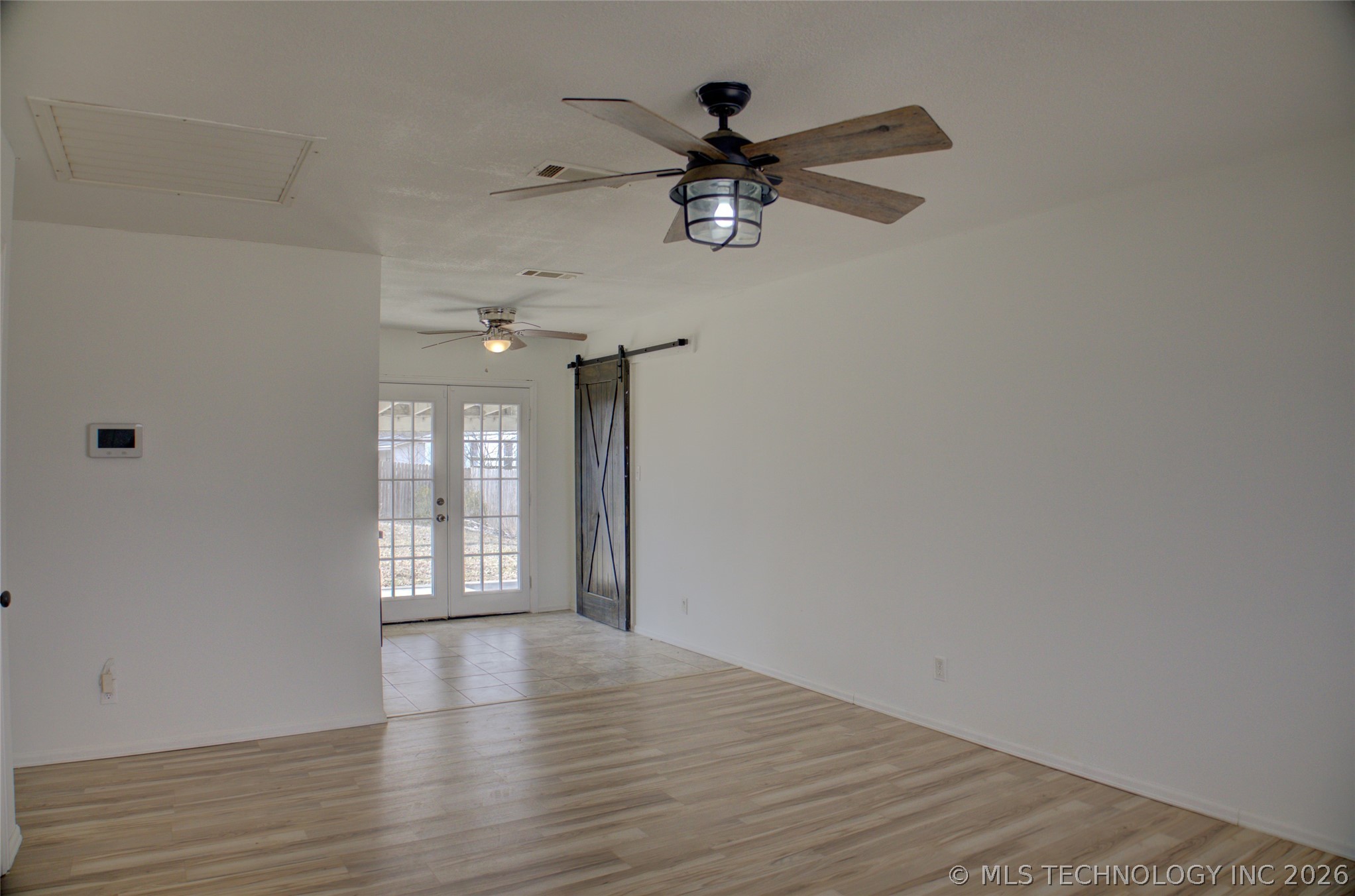 1405 N Lang Street Property Photo 5