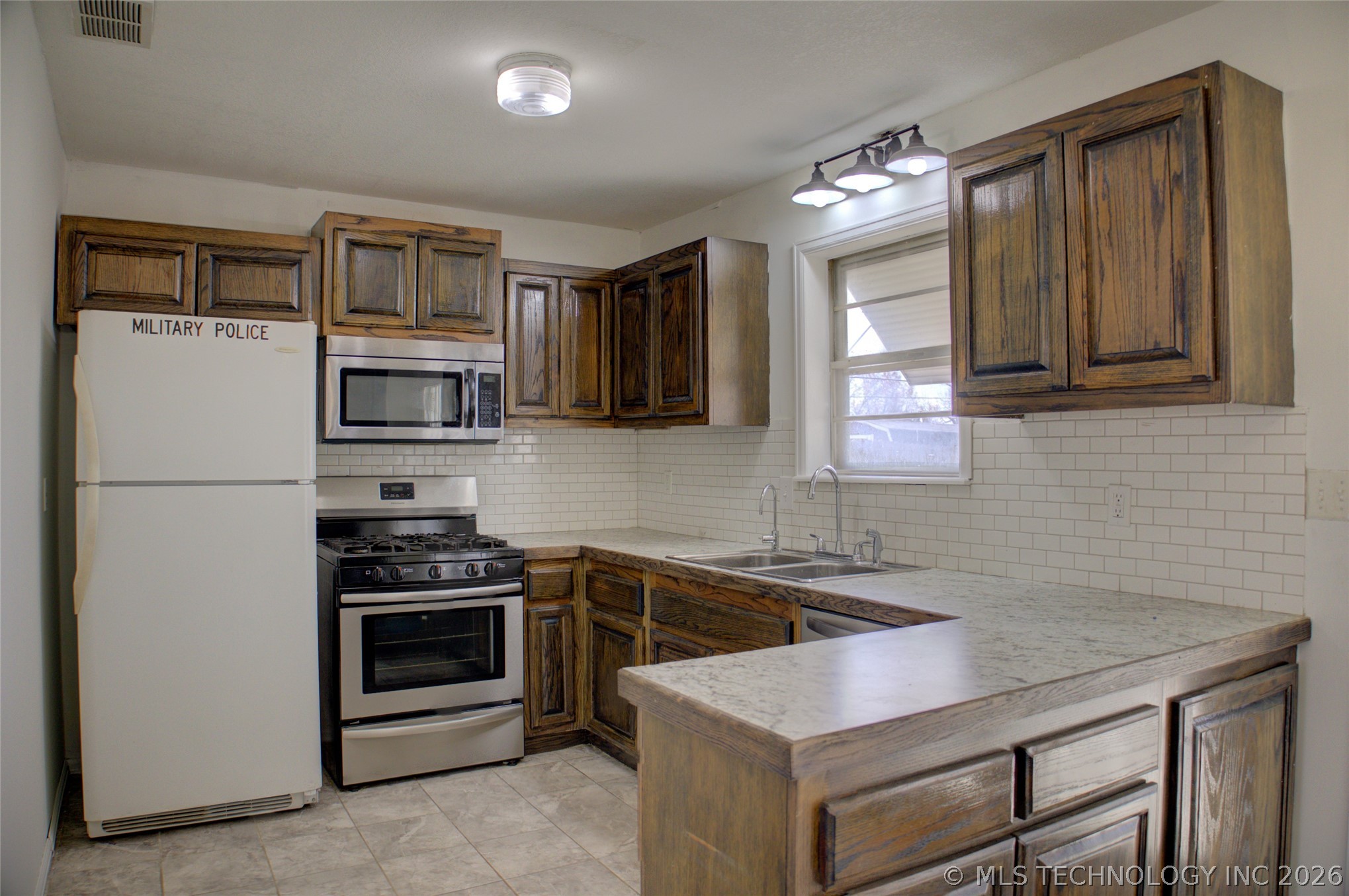 1405 N Lang Street Property Photo 11