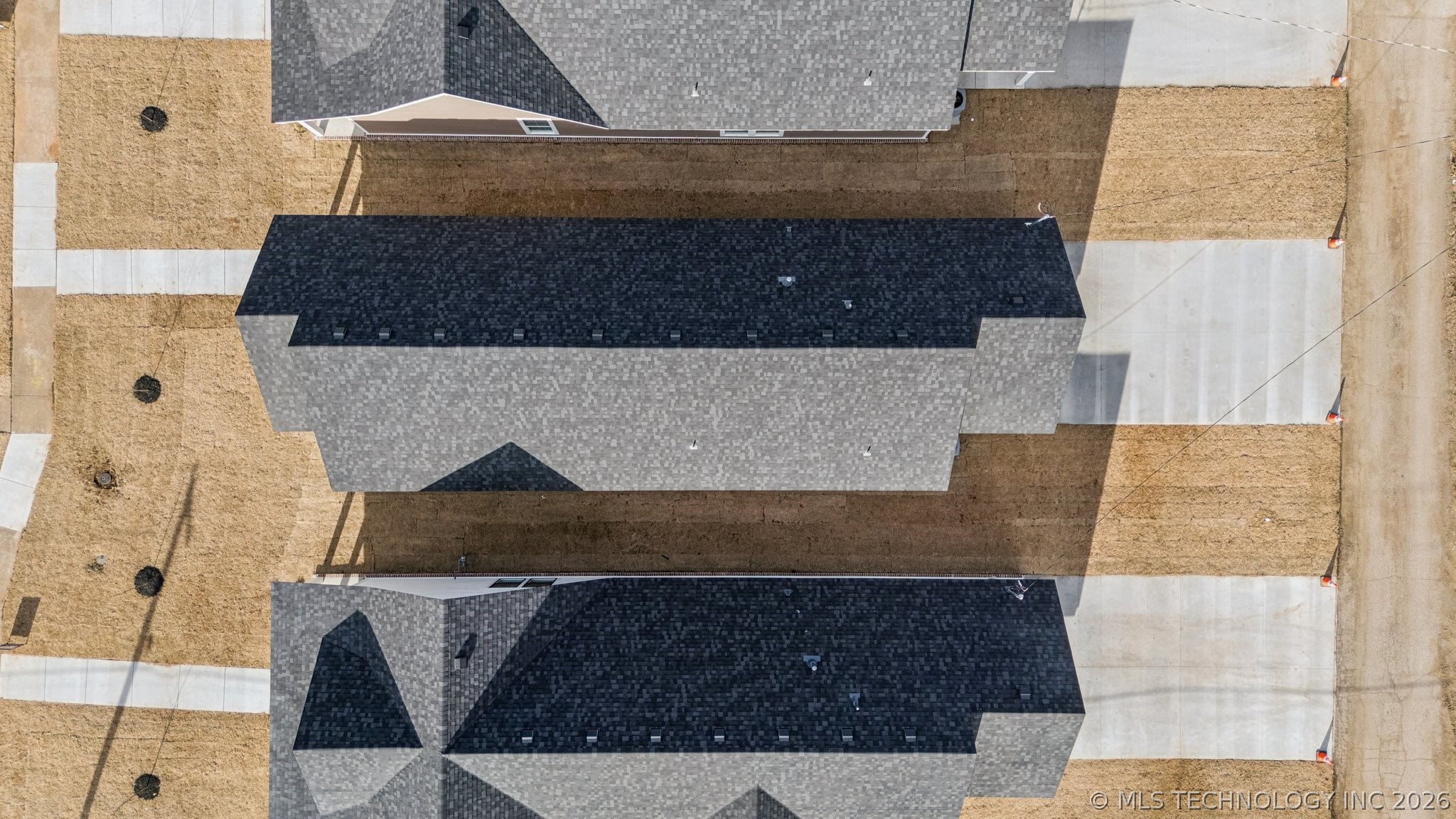 430 E Will Rogers Boulevard Property Photo 28