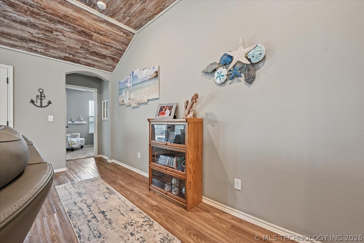 13324 S Poplar Street Property Photo 20