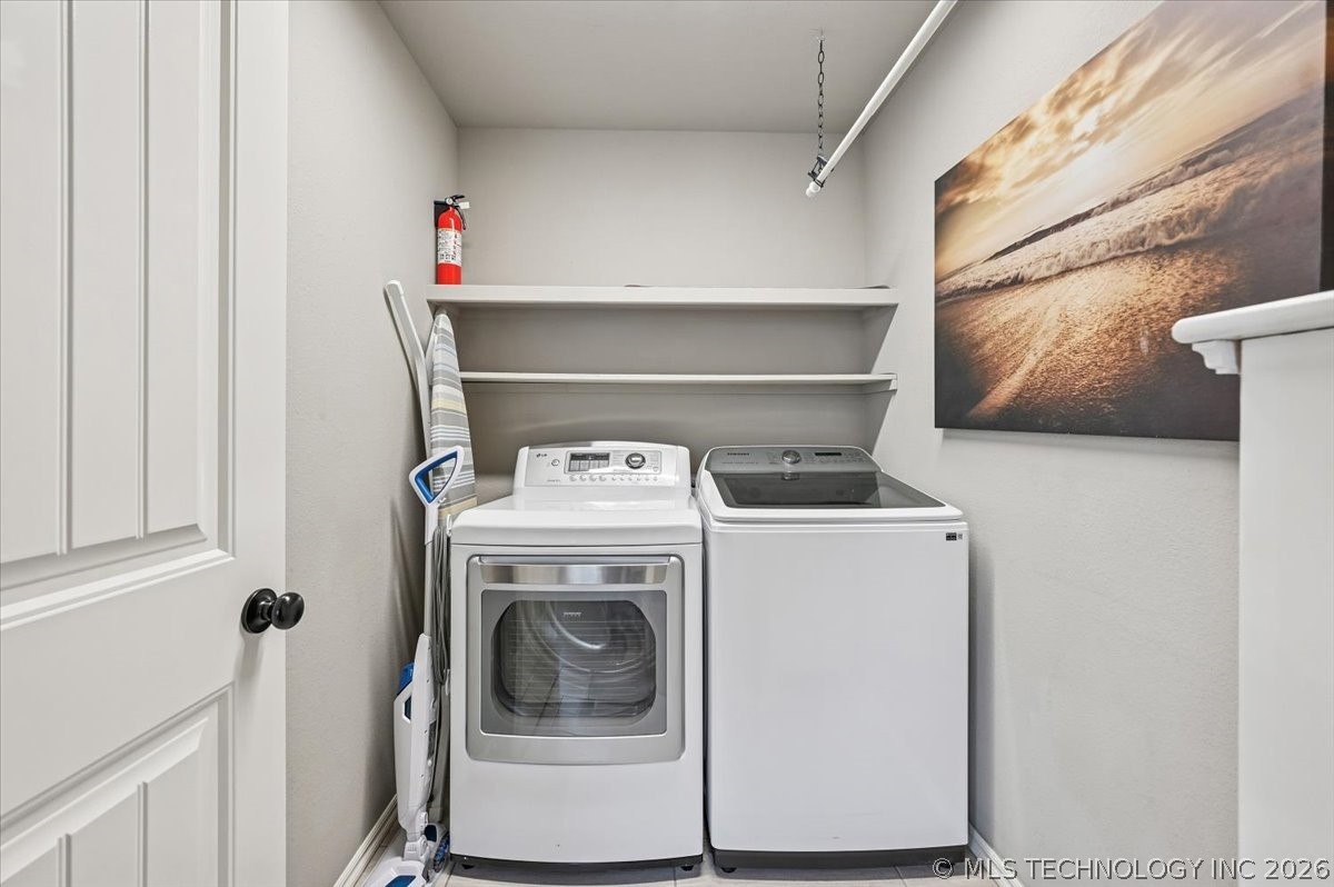 13324 S Poplar Street Property Photo 32