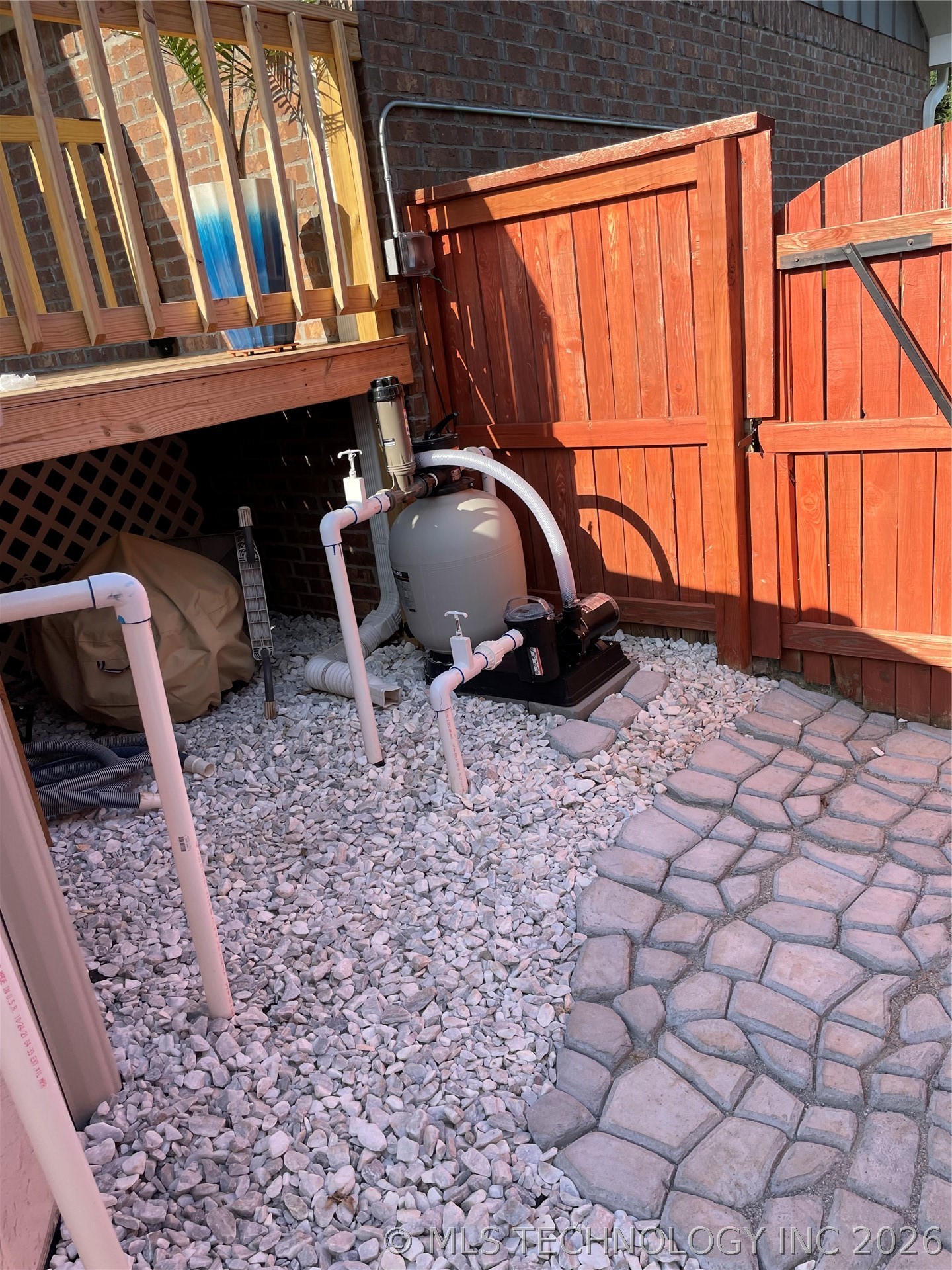 13324 S Poplar Street Property Photo 38