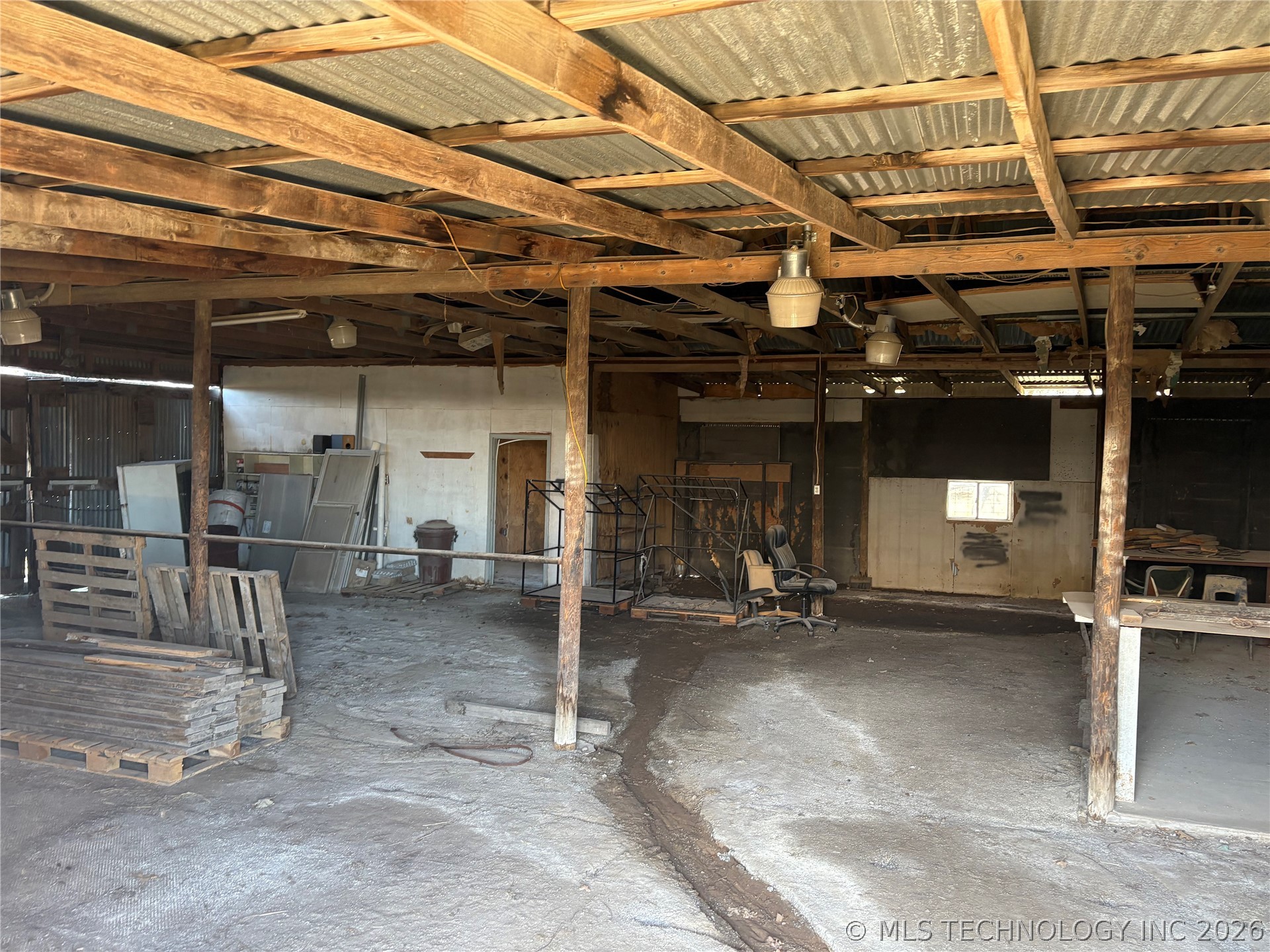 9520 N 160 Road Property Photo 17