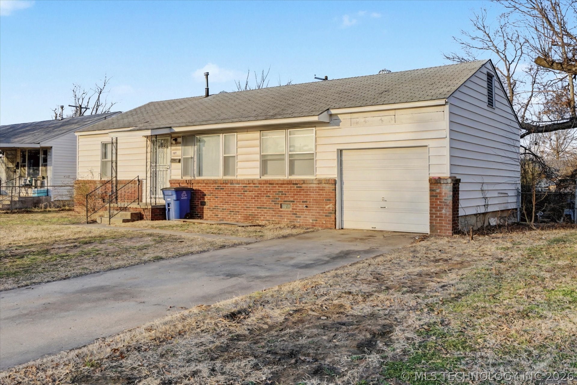 1032 N Canton Avenue Property Photo 2