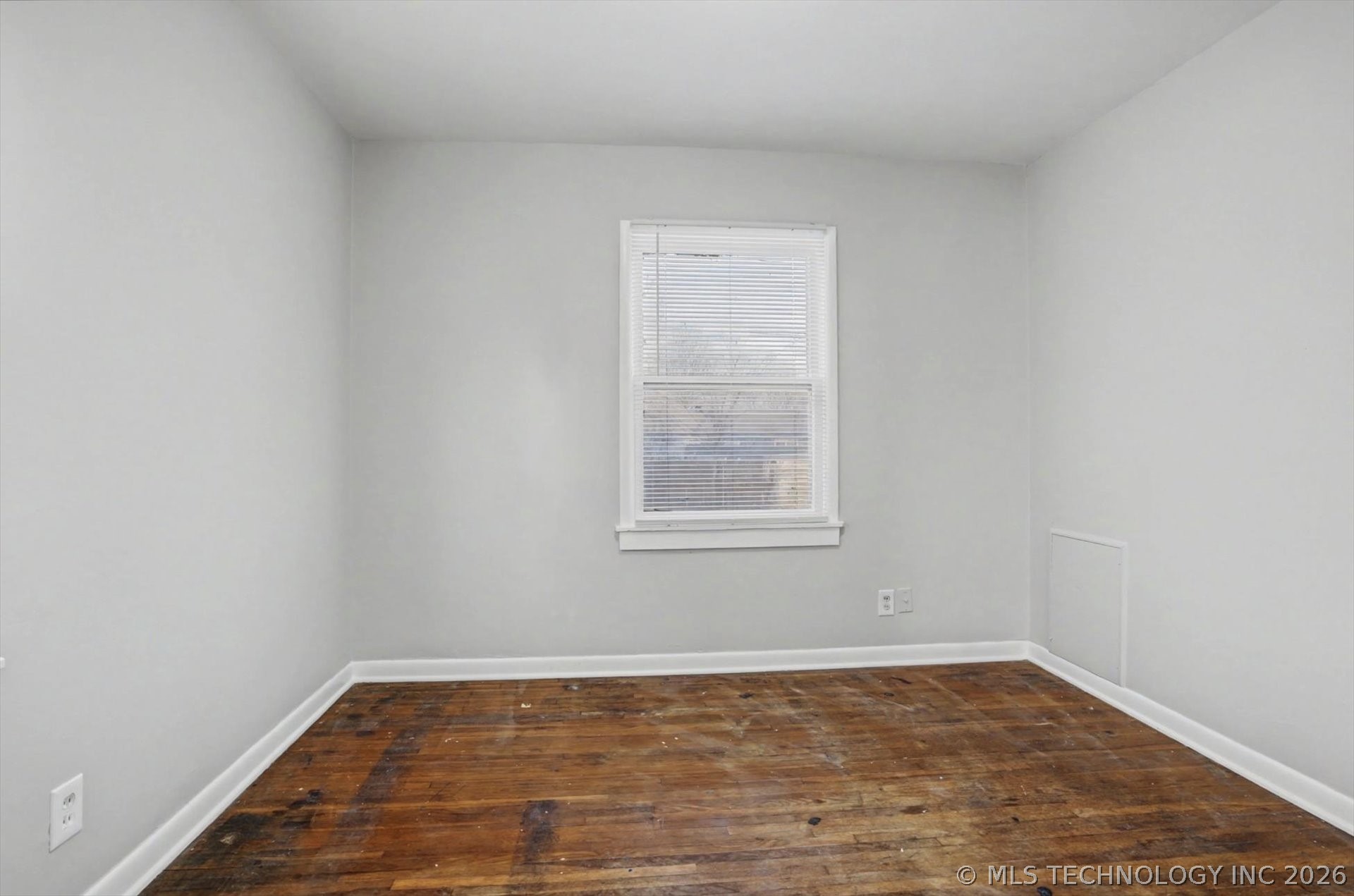 1032 N Canton Avenue Property Photo 15