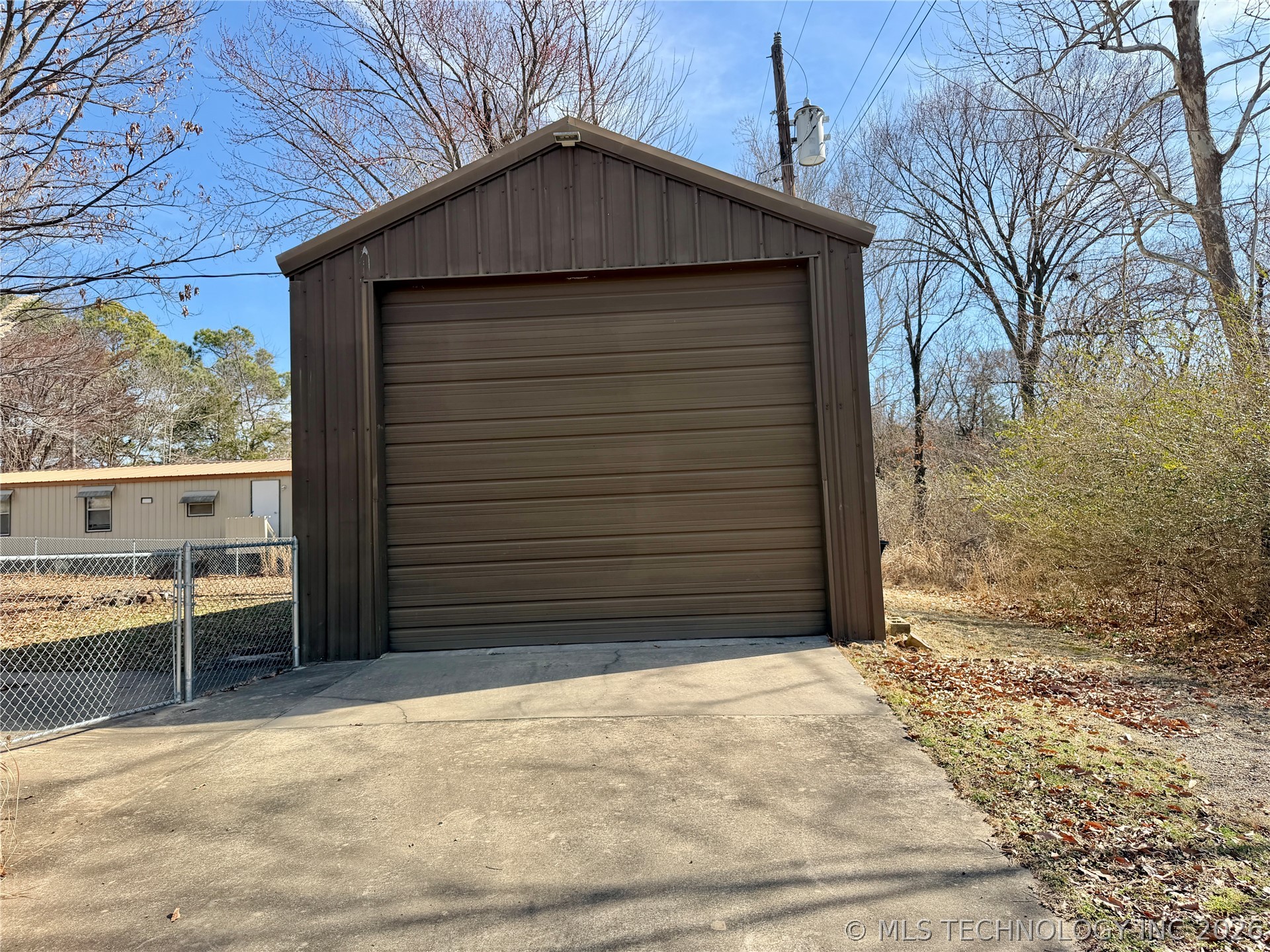 113983 S 4281 Road Property Photo 2