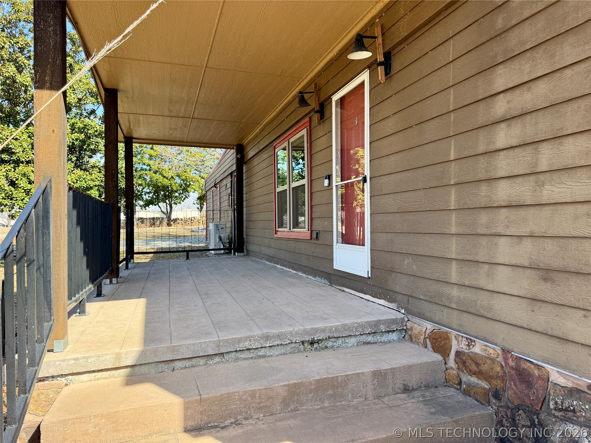 113983 S 4281 Road Property Photo 3