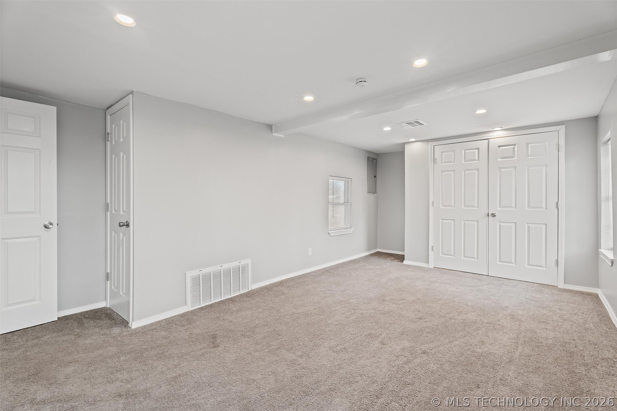 320 Nw Margarite Avenue Property Photo 18