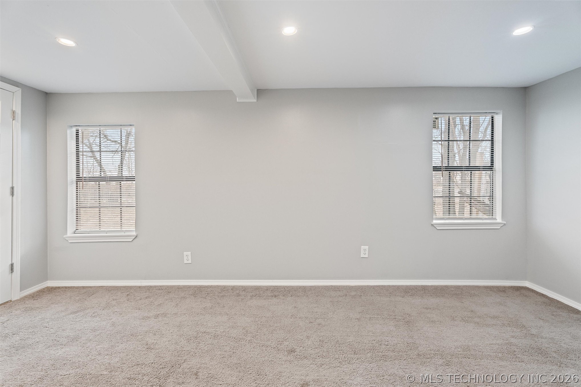 320 Nw Margarite Avenue Property Photo 20