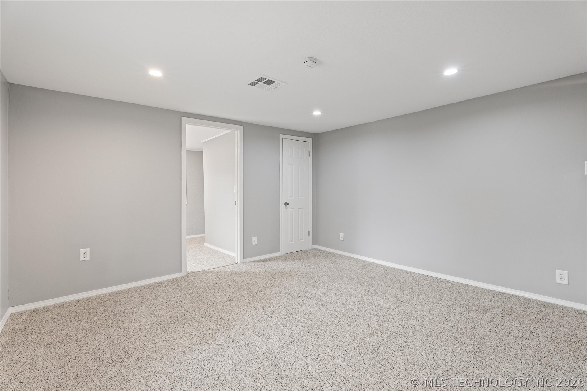 320 Nw Margarite Avenue Property Photo 23