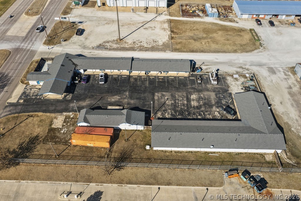 1900 N Broadway Property Photo 32