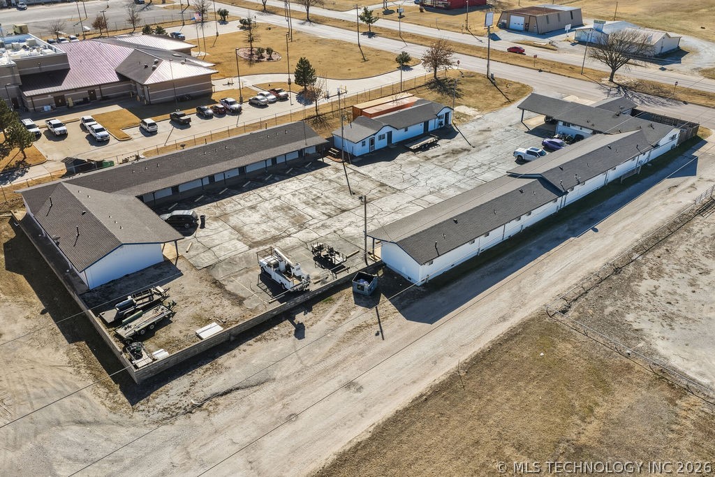 1900 N Broadway Property Photo 37