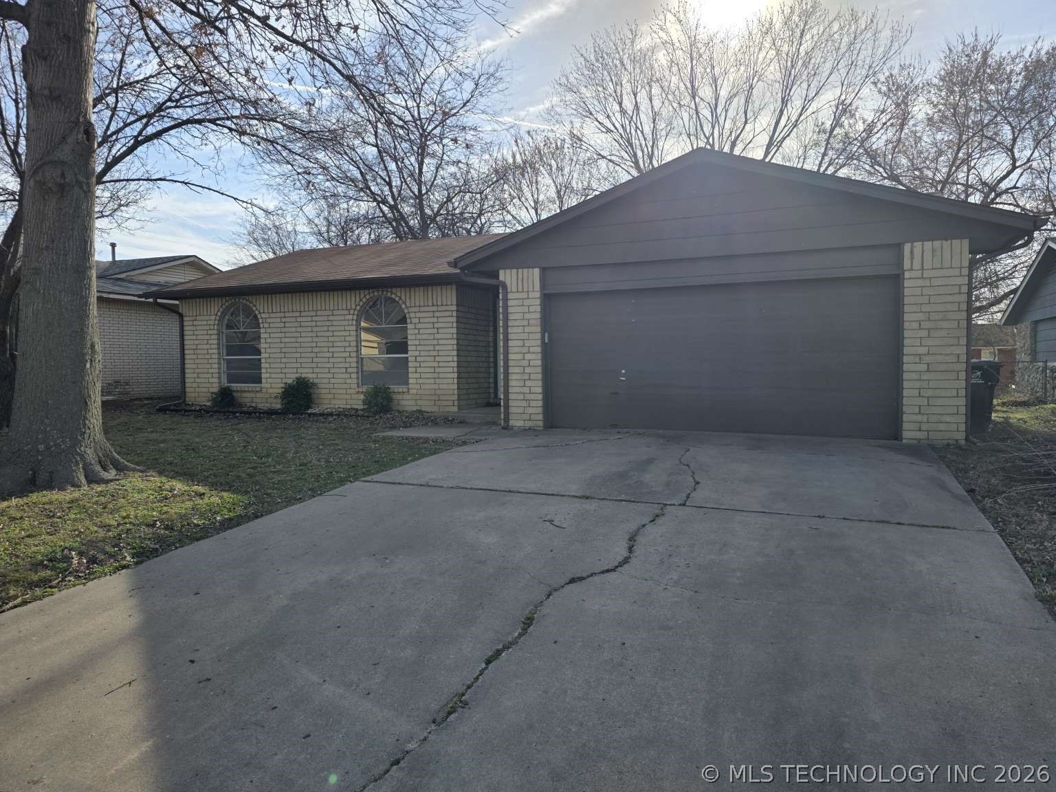 1628 S Redbud Place Property Photo 1
