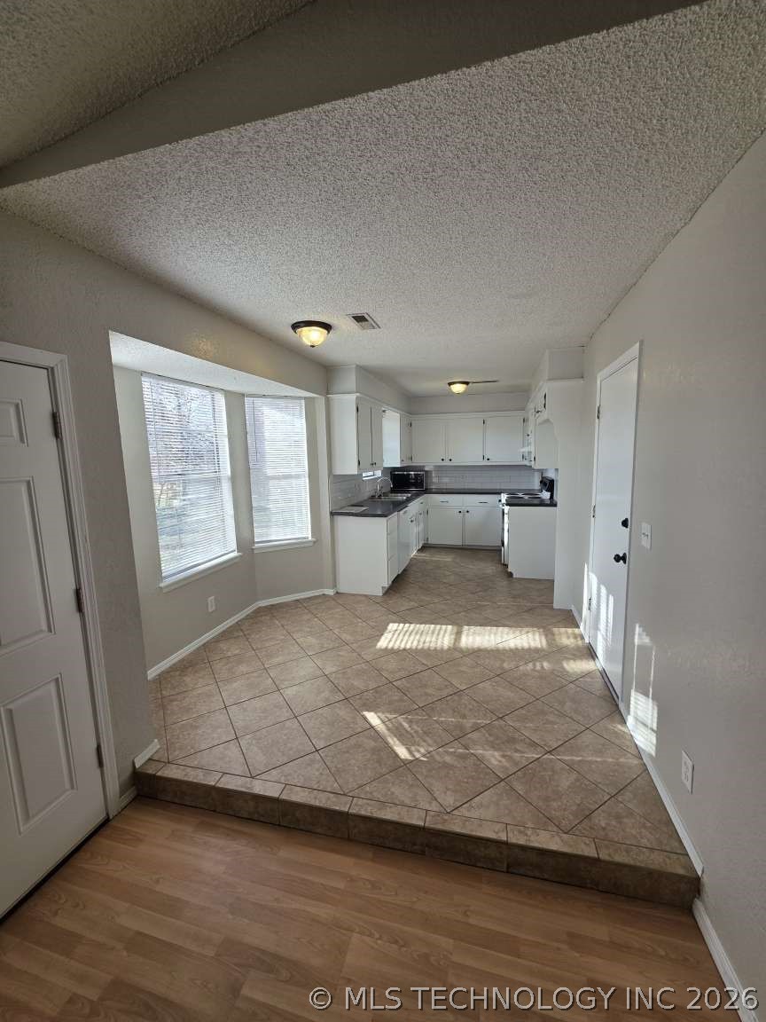1628 S Redbud Place Property Photo 3