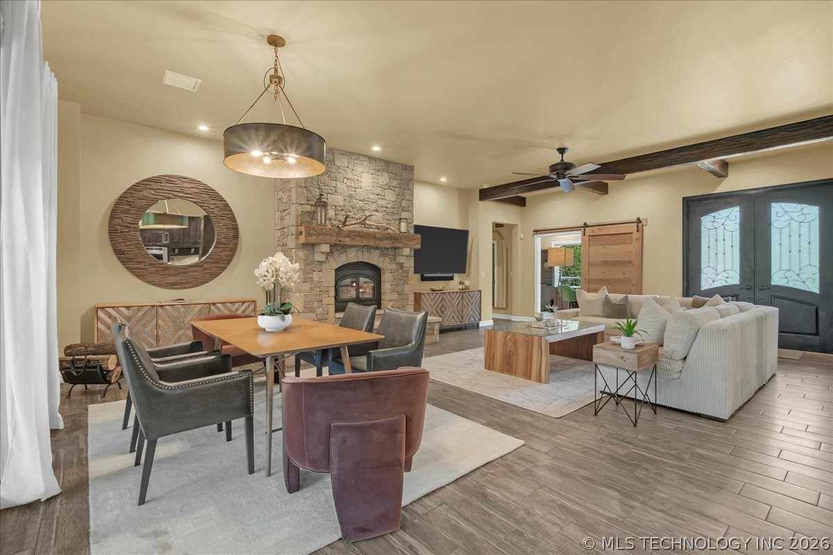 12636 S 13th Place Property Photo 5