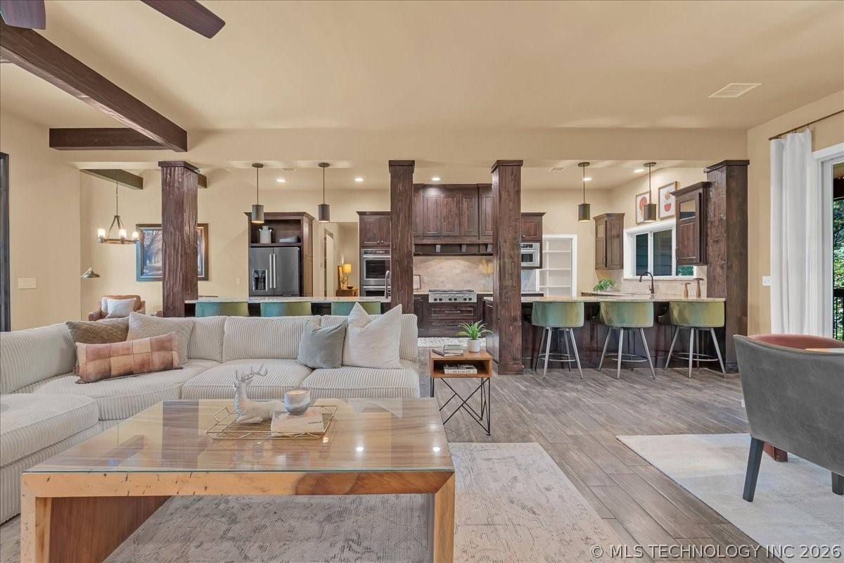 12636 S 13th Place Property Photo 7