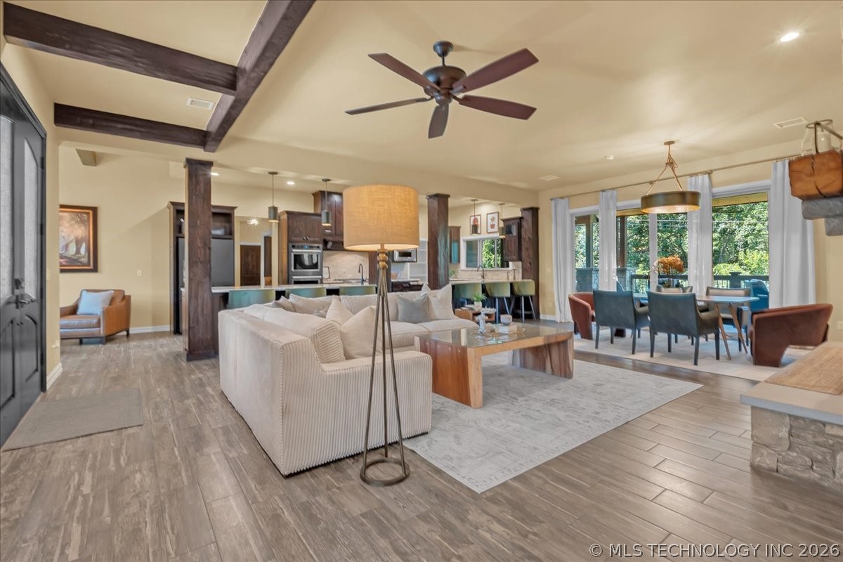 12636 S 13th Place Property Photo 8