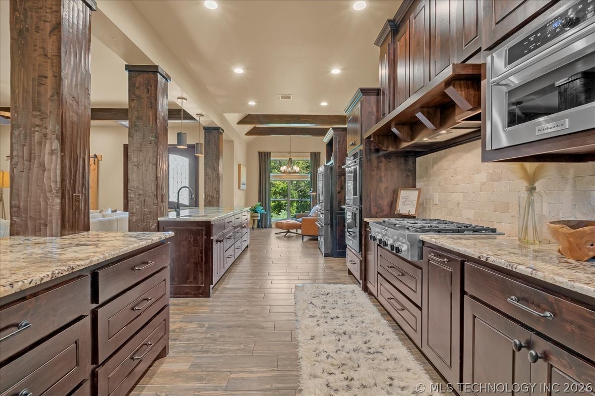 12636 S 13th Place Property Photo 19