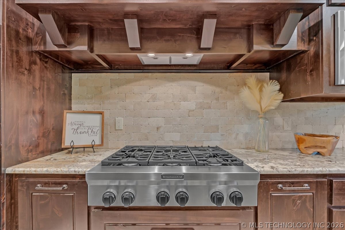 12636 S 13th Place Property Photo 20