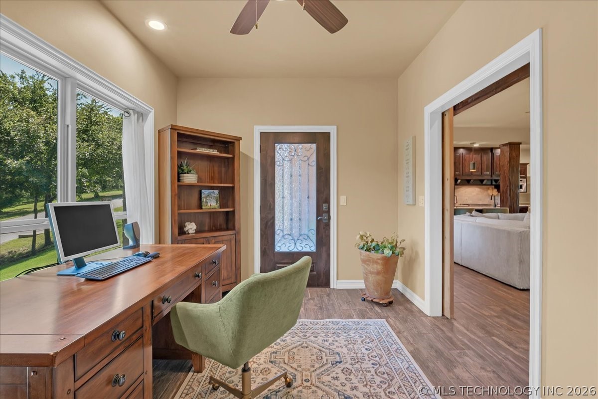 12636 S 13th Place Property Photo 44