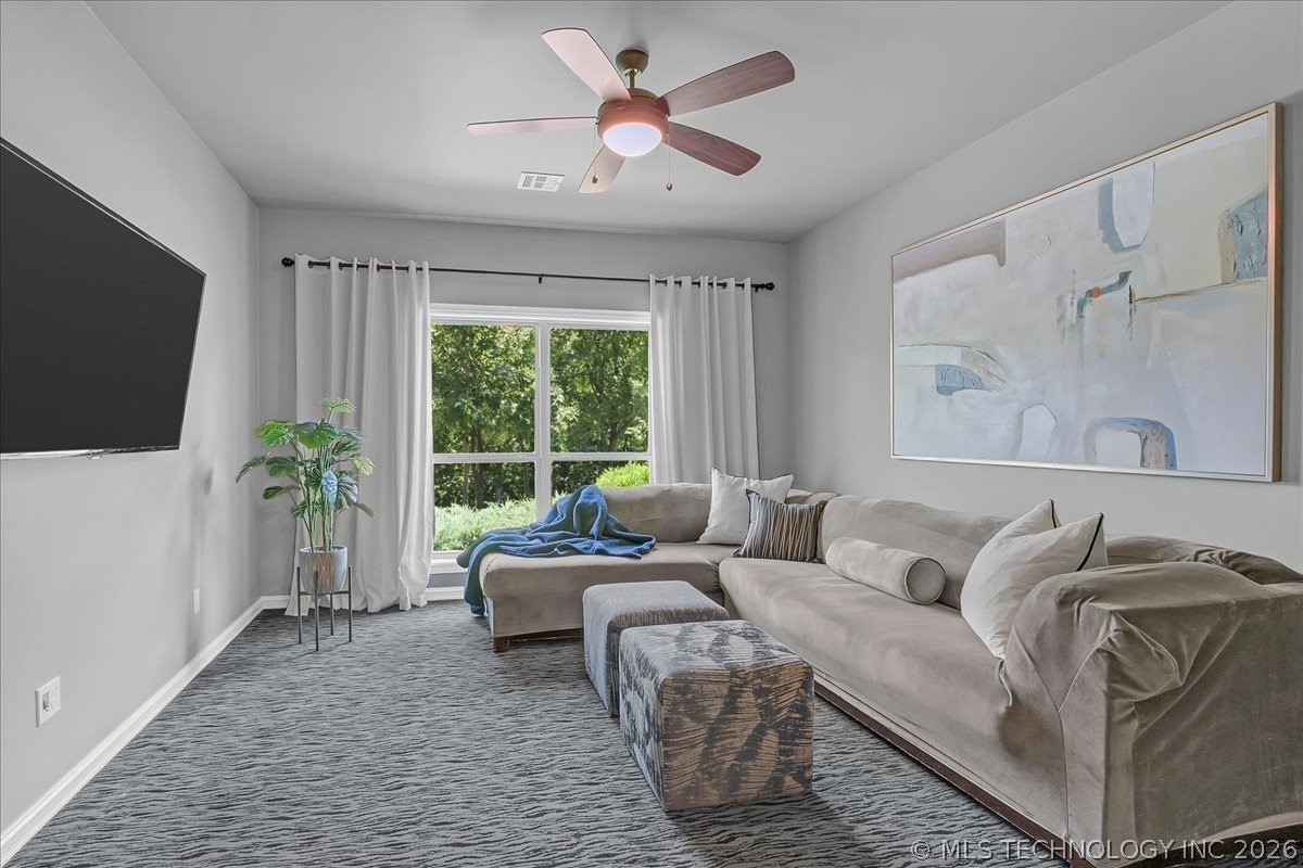 12636 S 13th Place Property Photo 46