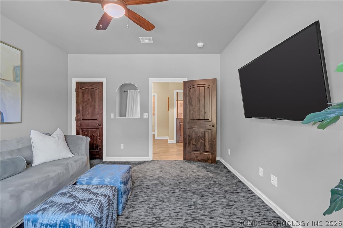 12636 S 13th Place Property Photo 47