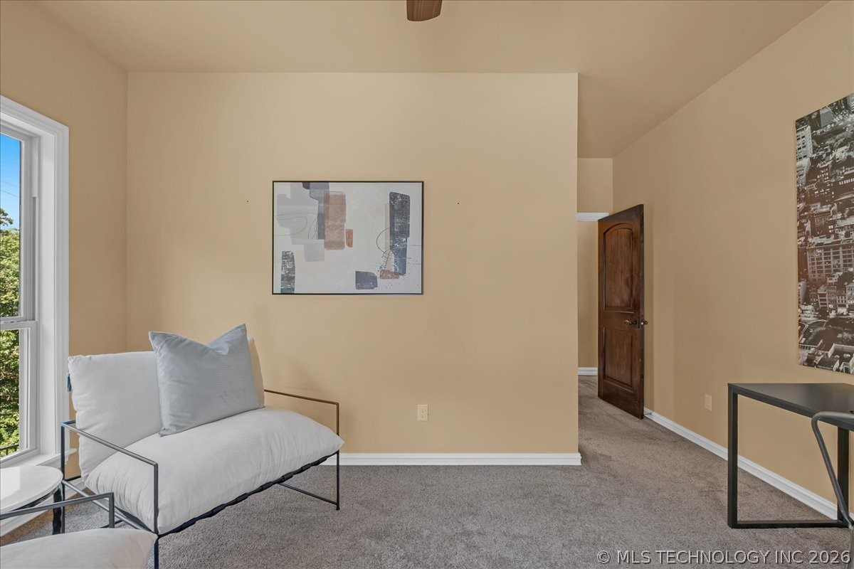 12636 S 13th Place Property Photo 54