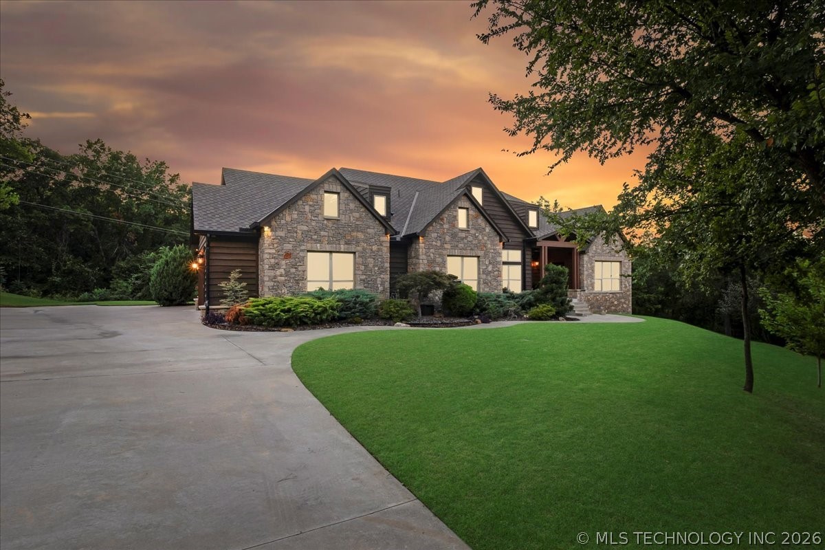 12636 S 13th Place Property Photo 80