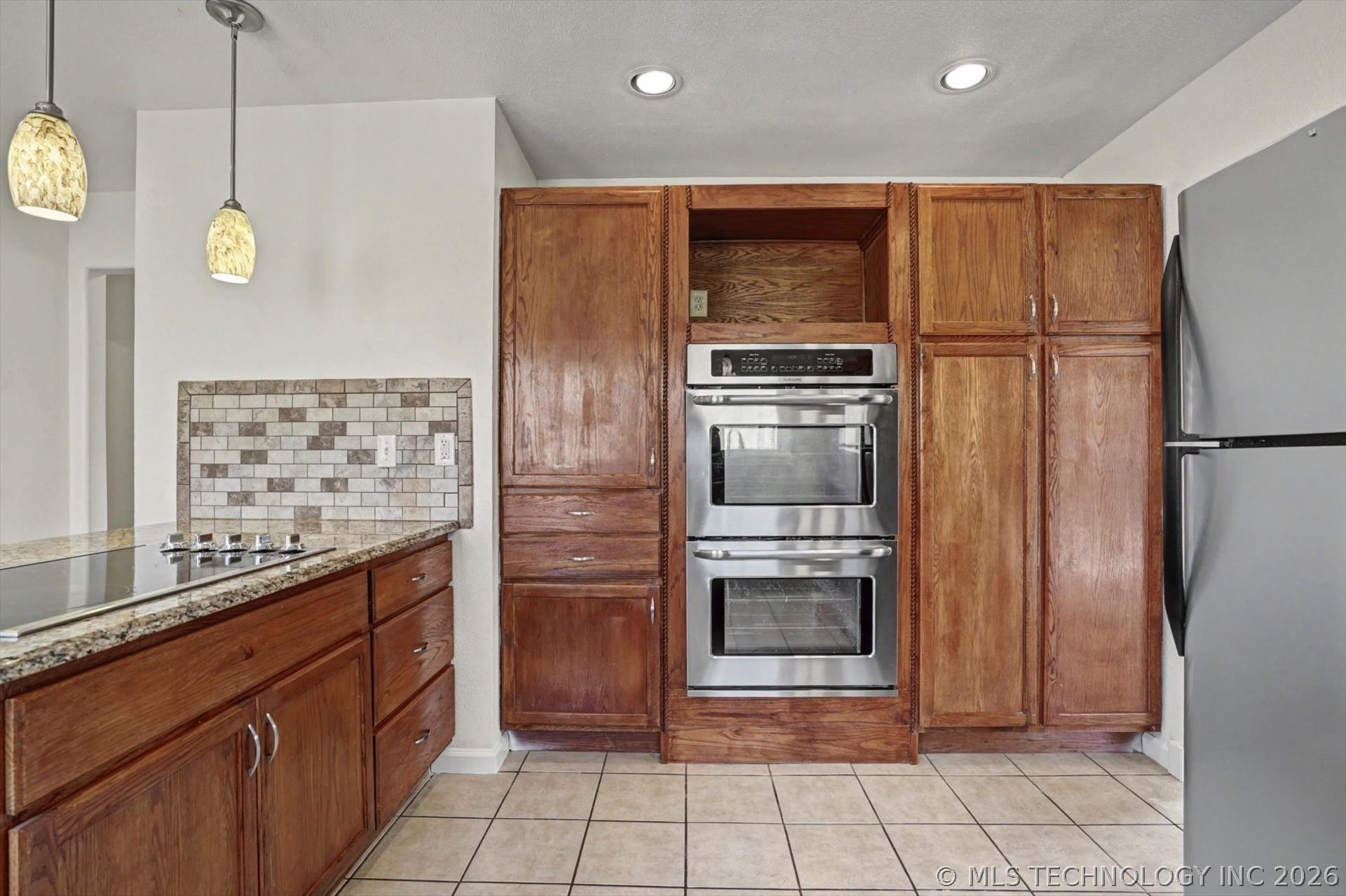 3802 S Allegheny Avenue Property Photo 12