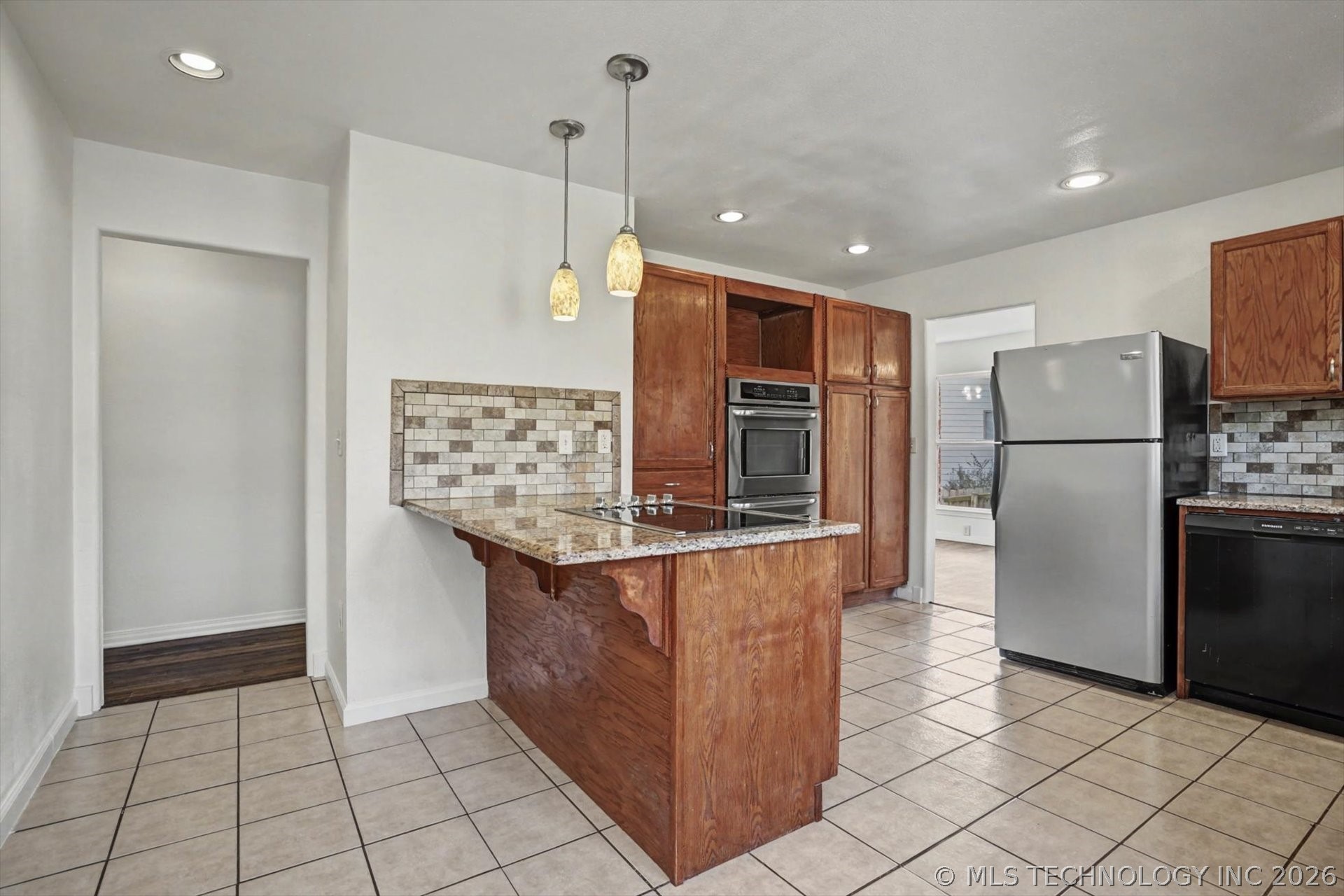 3802 S Allegheny Avenue Property Photo 13