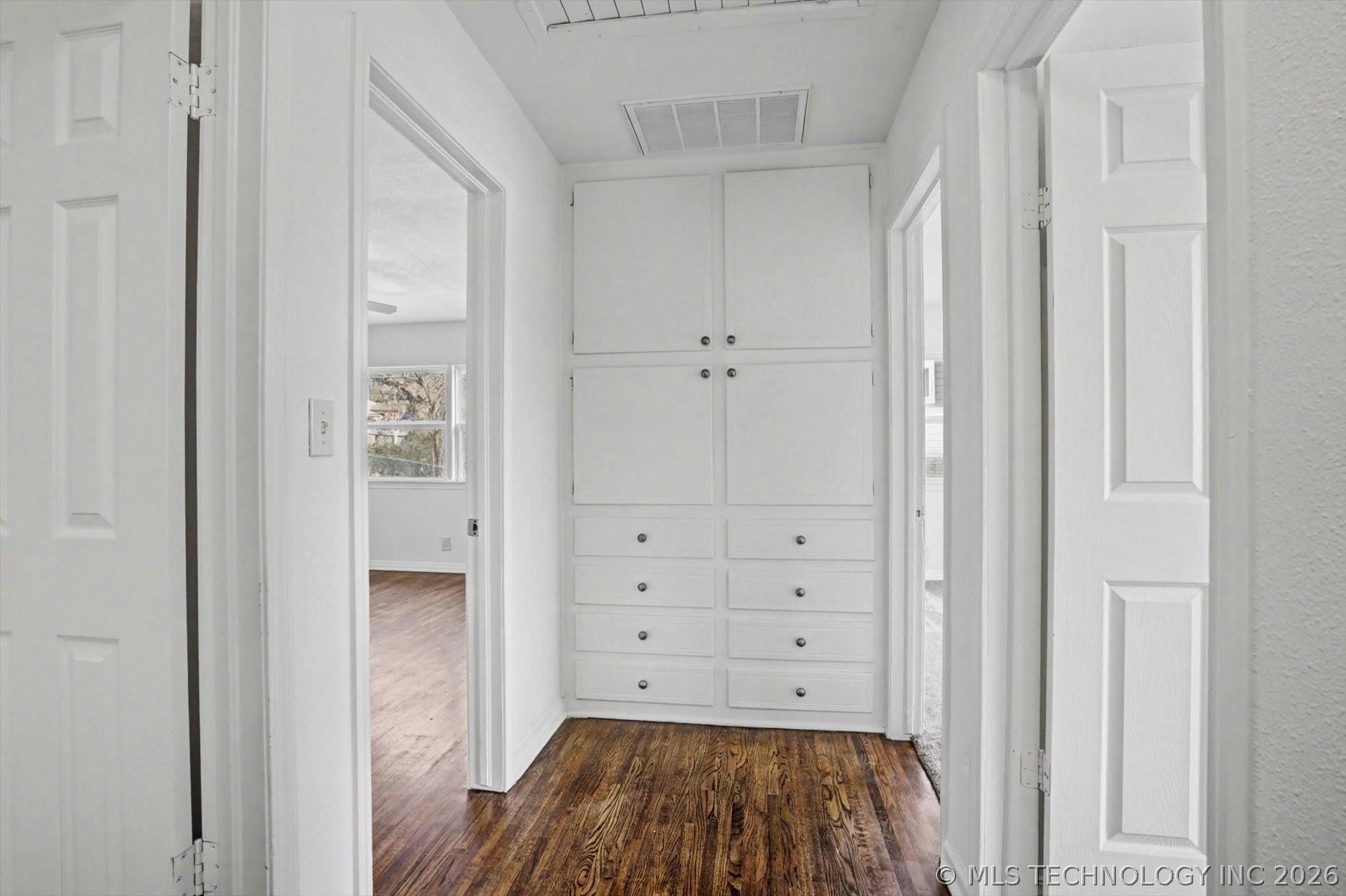 3802 S Allegheny Avenue Property Photo 17