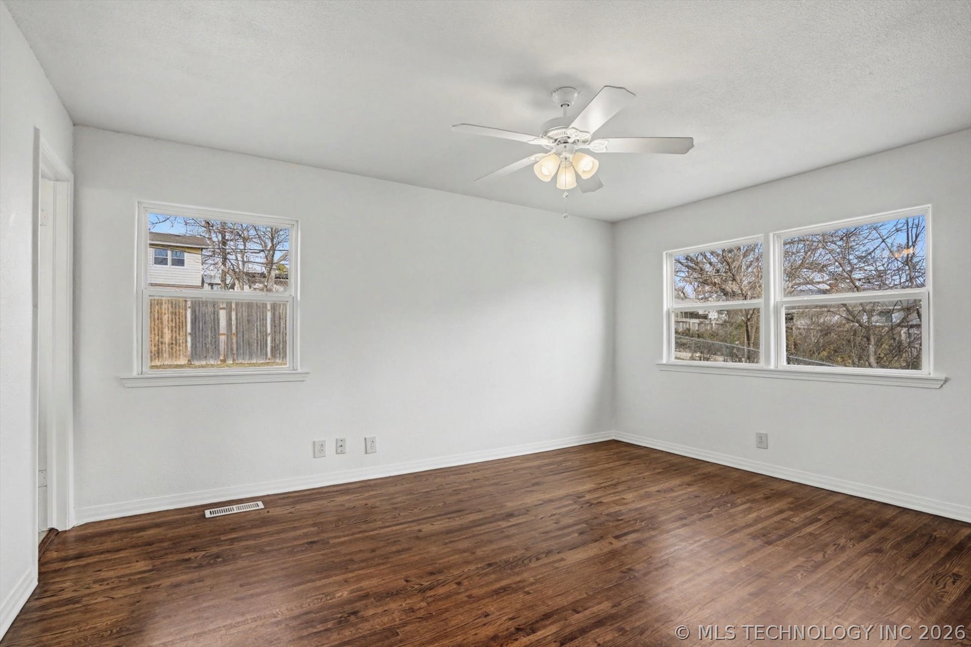 3802 S Allegheny Avenue Property Photo 18