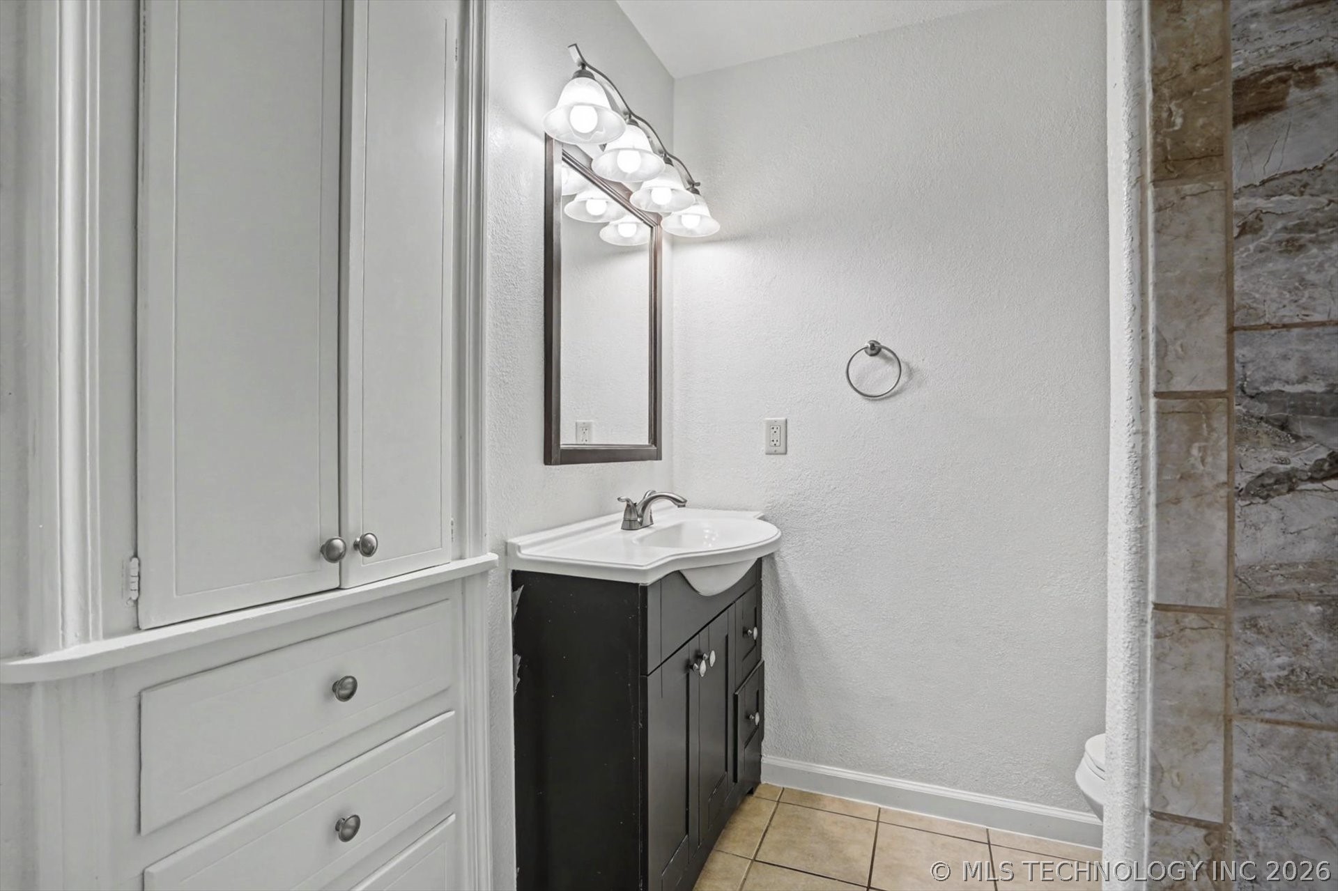 3802 S Allegheny Avenue Property Photo 27