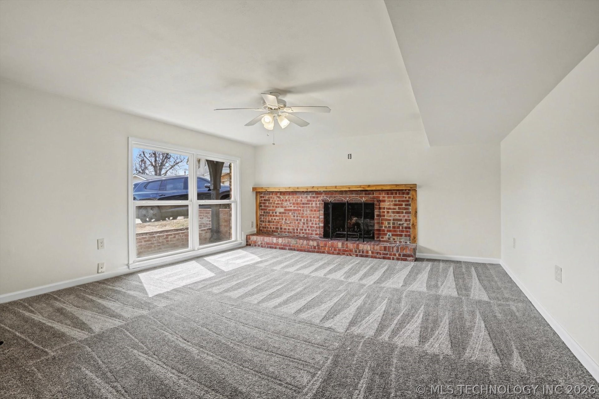 3802 S Allegheny Avenue Property Photo 34