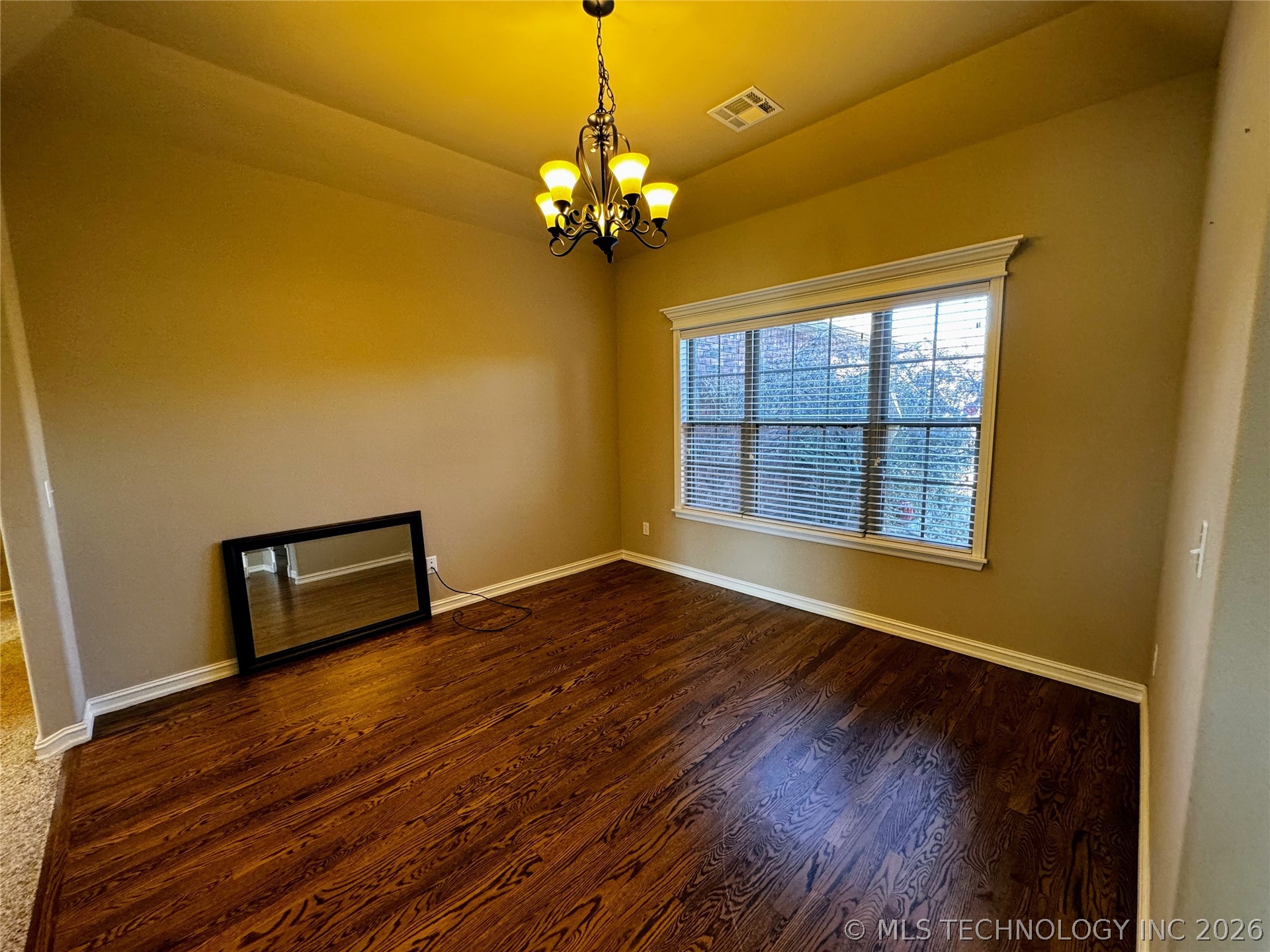 9200 E 94th Street N Property Photo 4