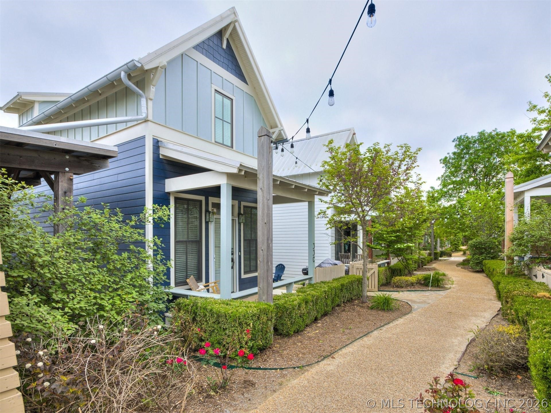 33 Boardwalk Avenue C Property Photo 2