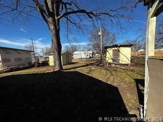 806 E Tahlequah Property Photo 3