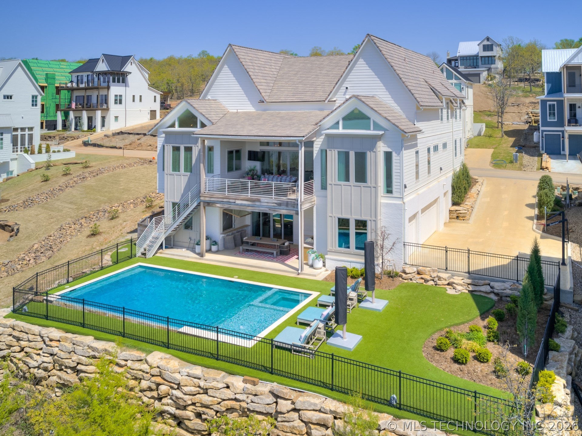 120 Lower Green Way Property Photo 1